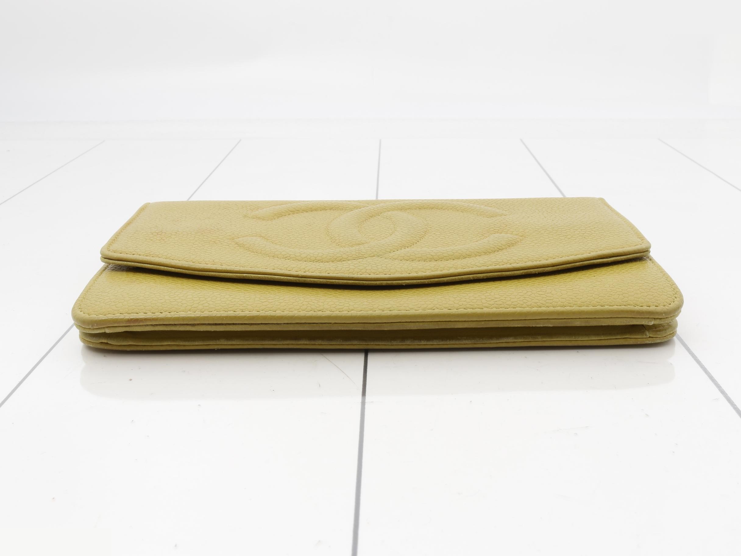 Caviar Skin Long Wallet — view 3