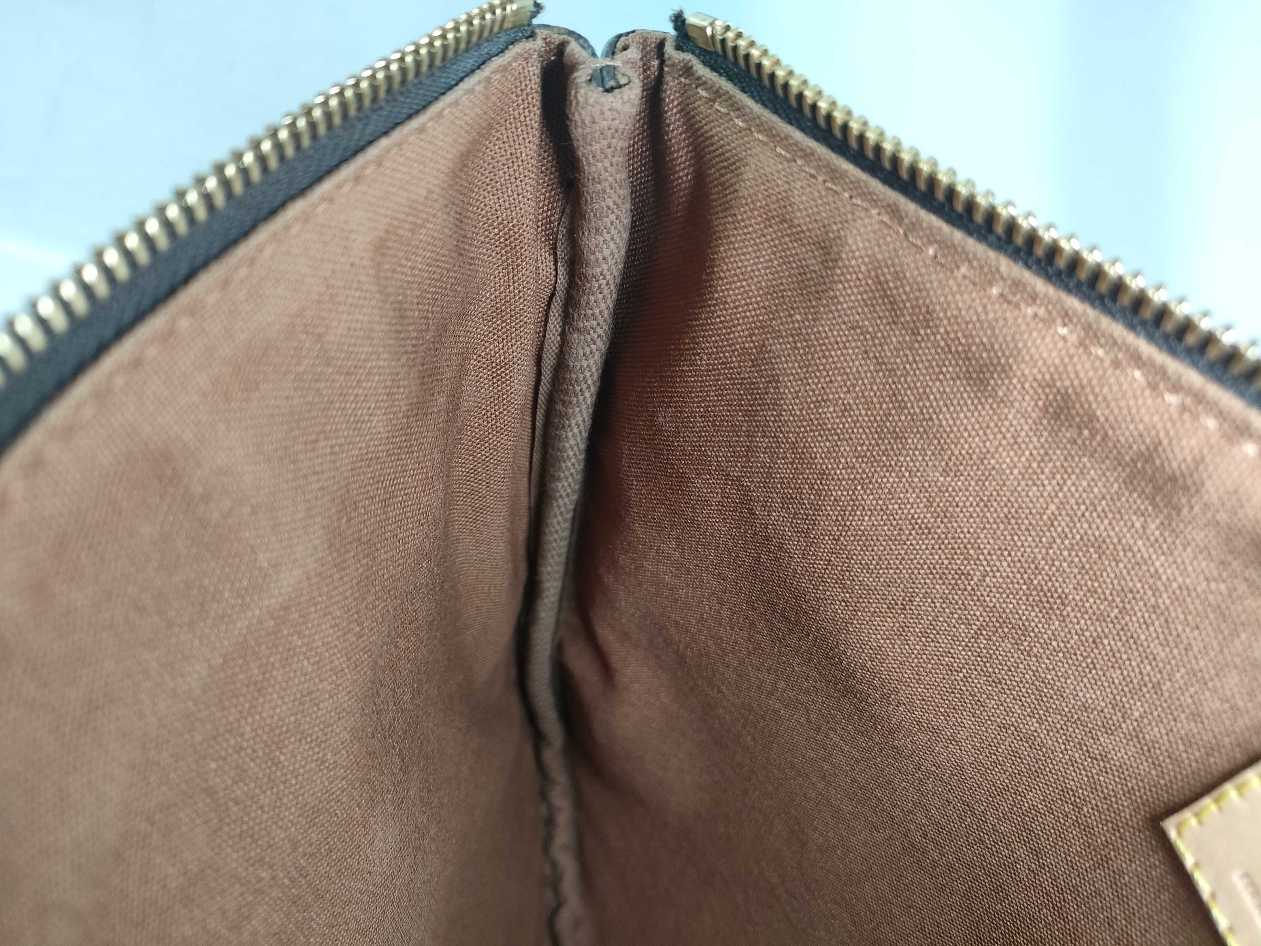 Monogram Pochette Bosphore M40044 Shoulder Bag — view 11