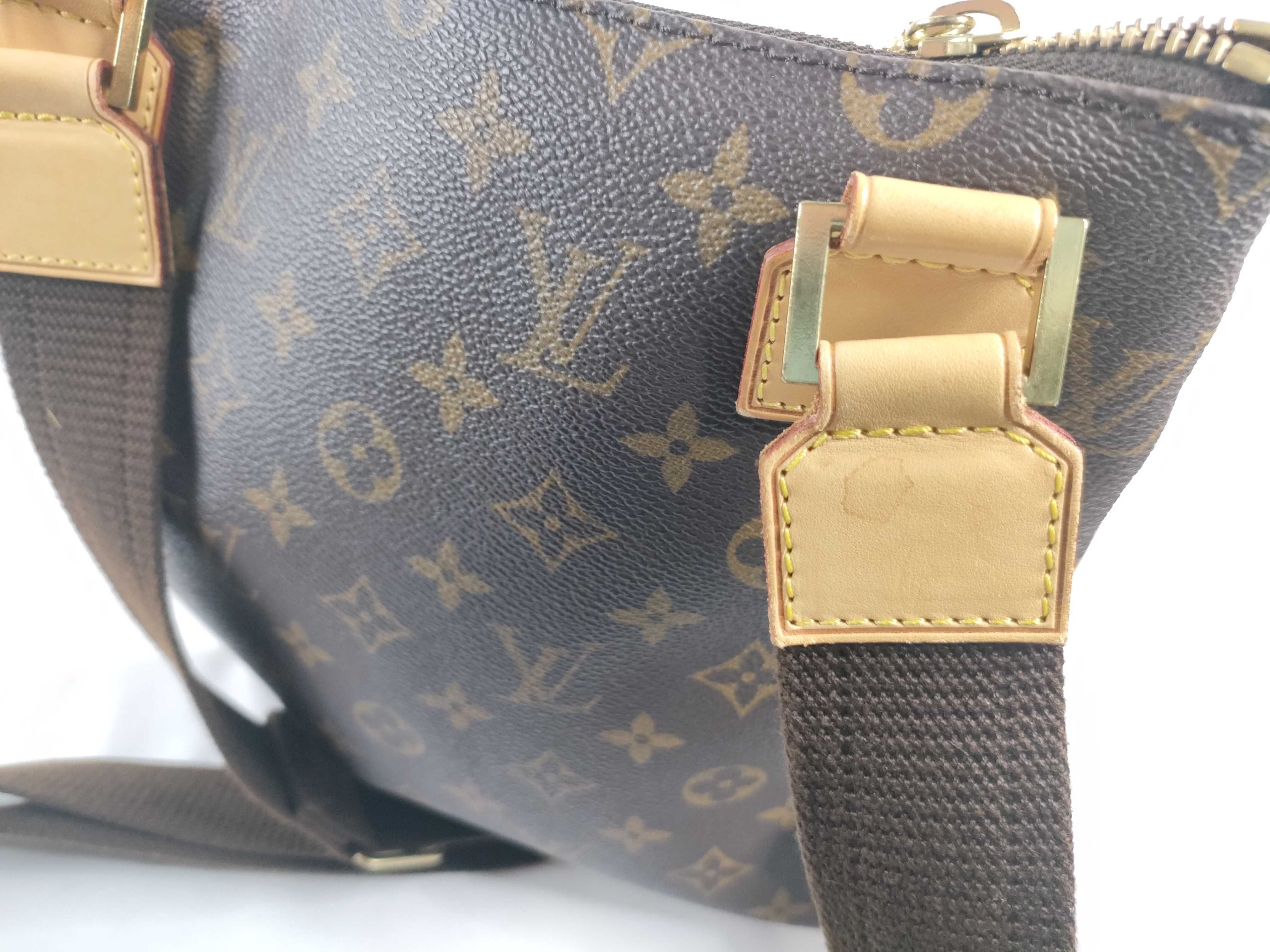 Monogram Pochette Bosphore M40044 Shoulder Bag — view 8