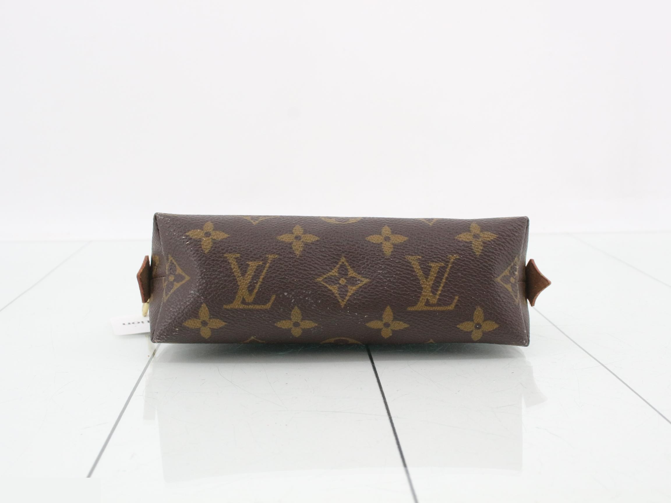 Monogram Pochette Cosmetic PM — view 3
