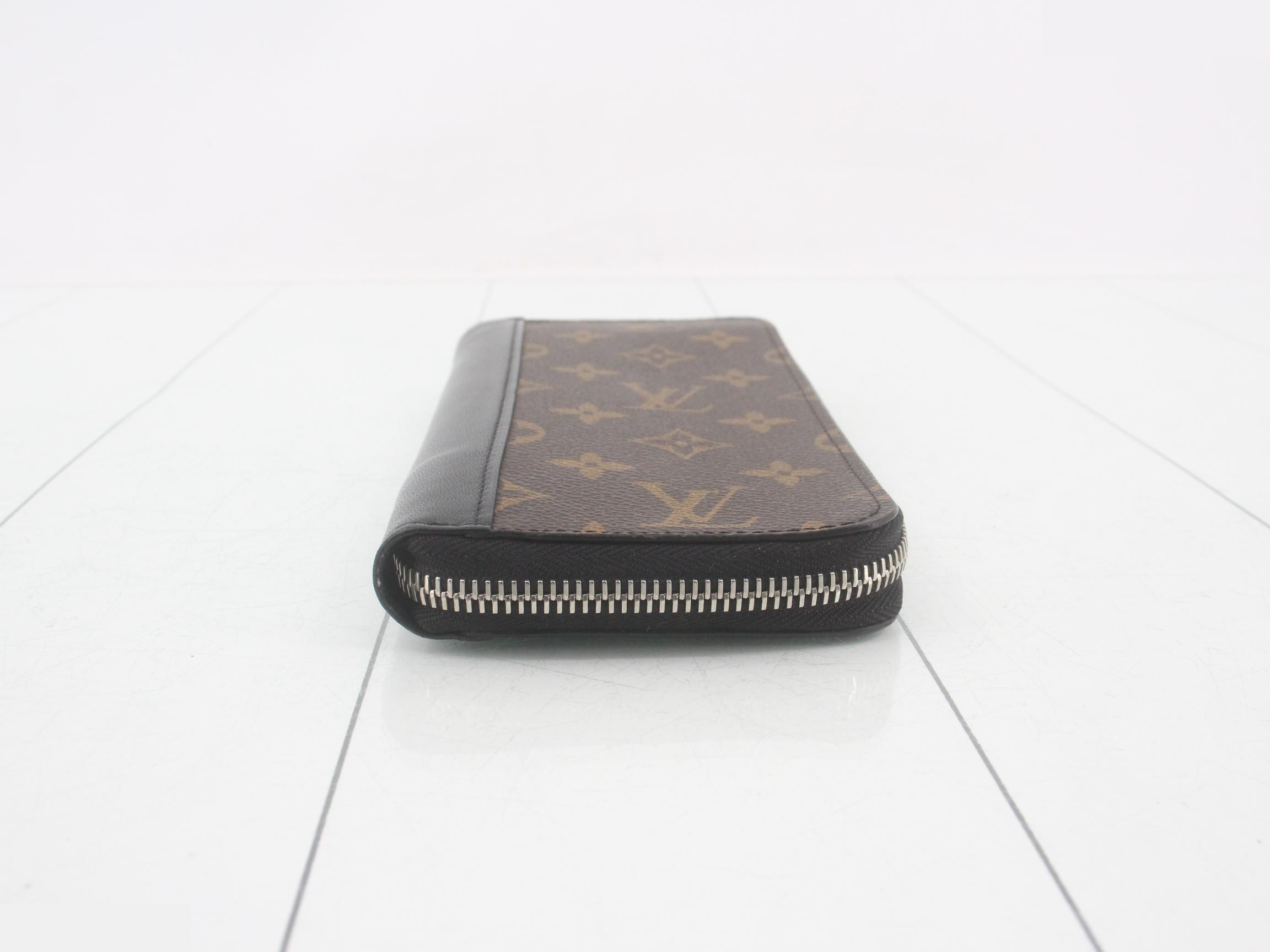 Zippy Wallet Vertical Macassar Noir — view 3
