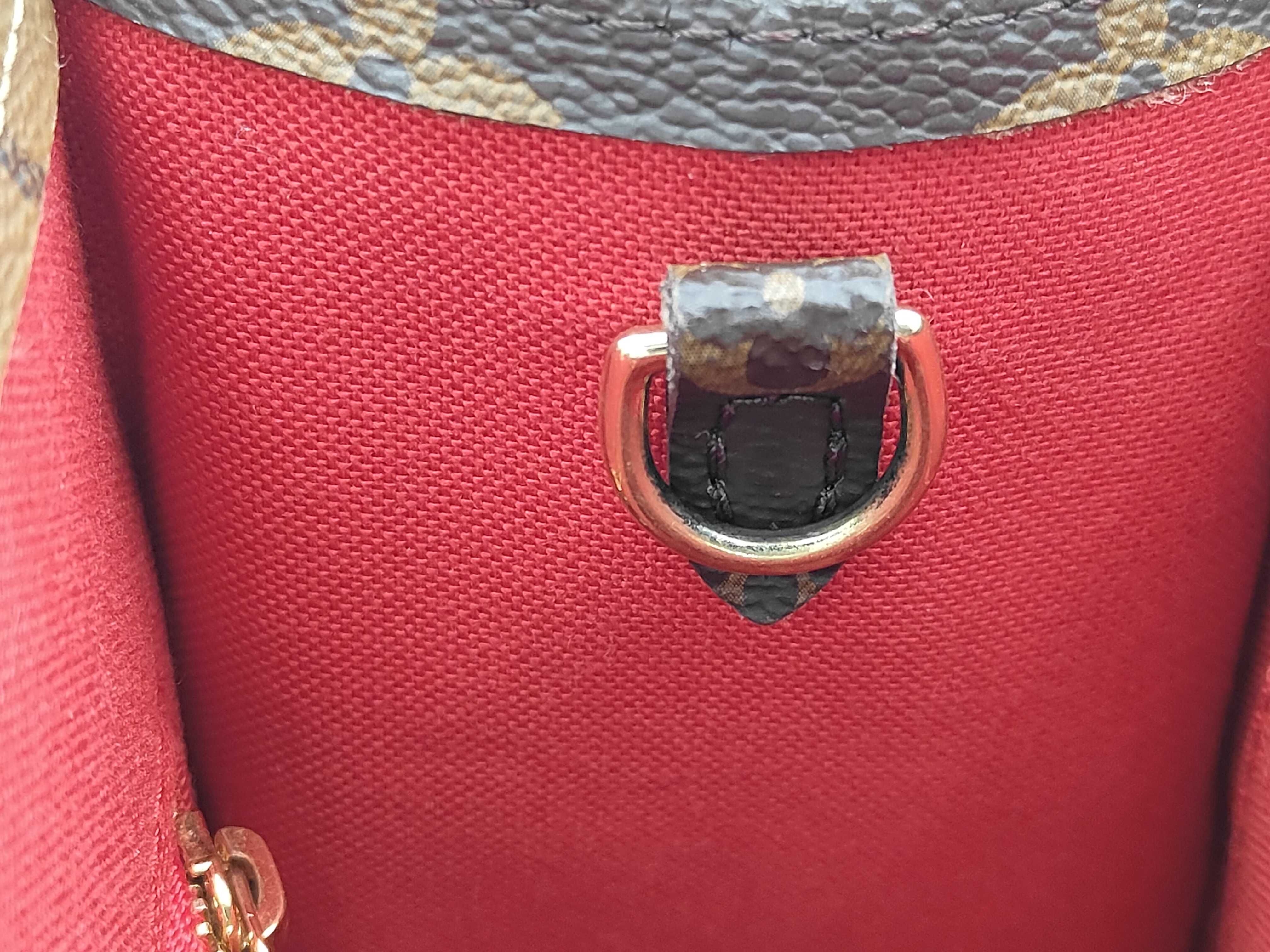 Monogram Giant Reverse OnTheGo PM M46373 RFID Handbag — view 11