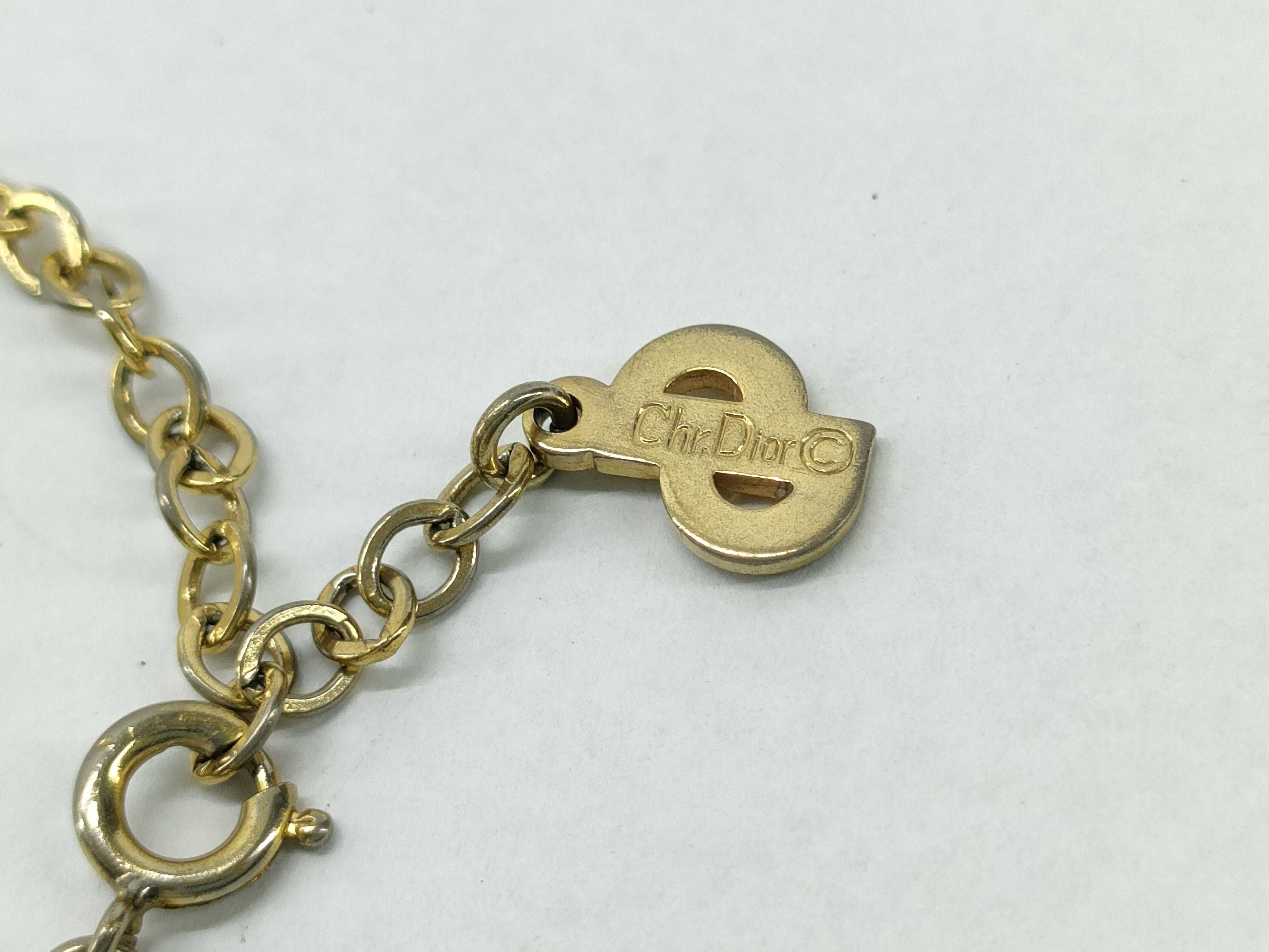 gold necklace with gemstones — view 5