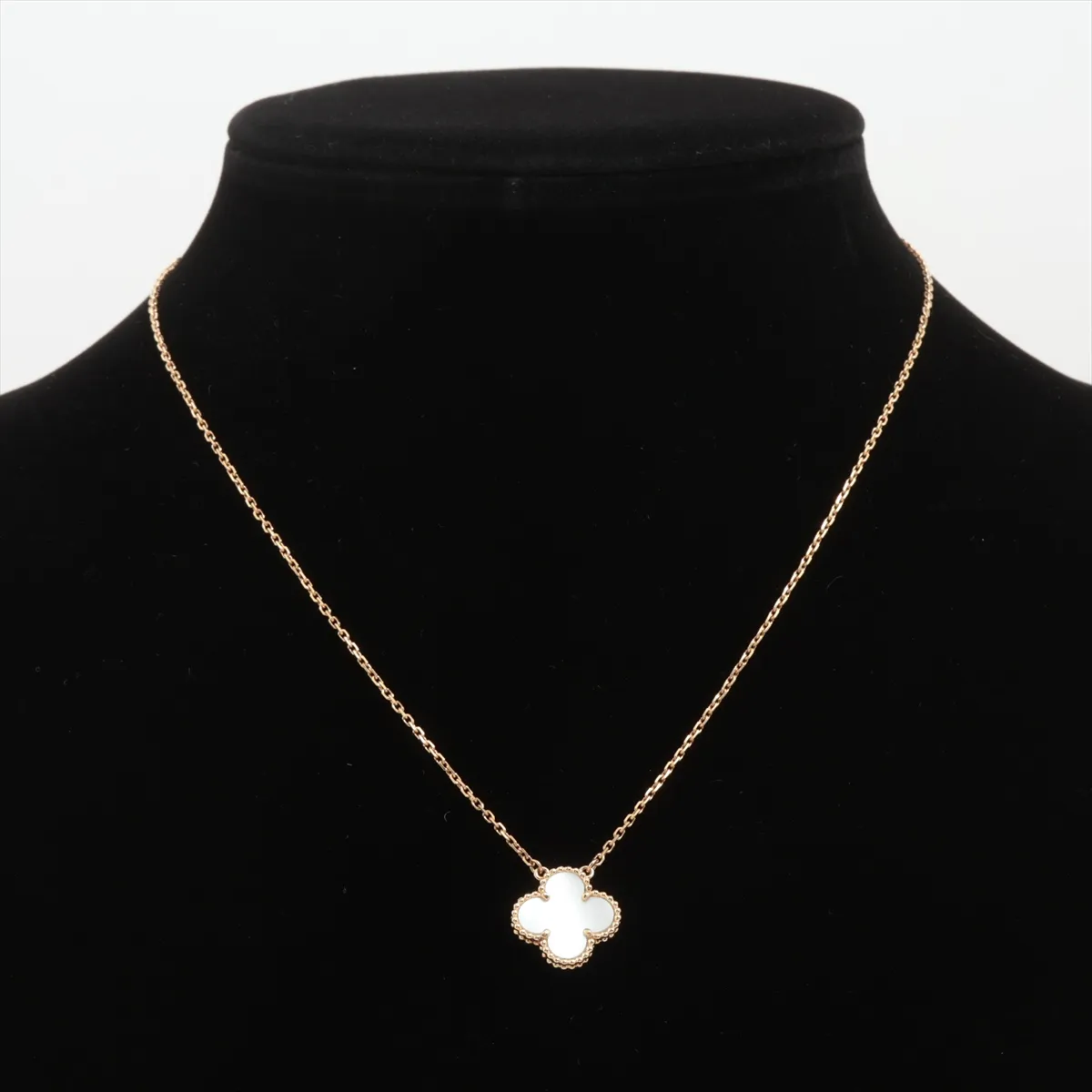 Vintage Alhambra Shell Necklace 750(YG) 5.1g JA945143 Shell small chip — view 5