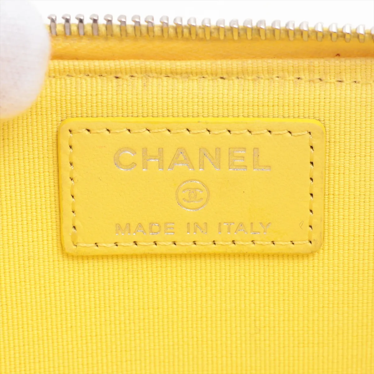 Matelasse Leather Fragment Case Yellow Silver Hardware LC7U5UE4 — view 5