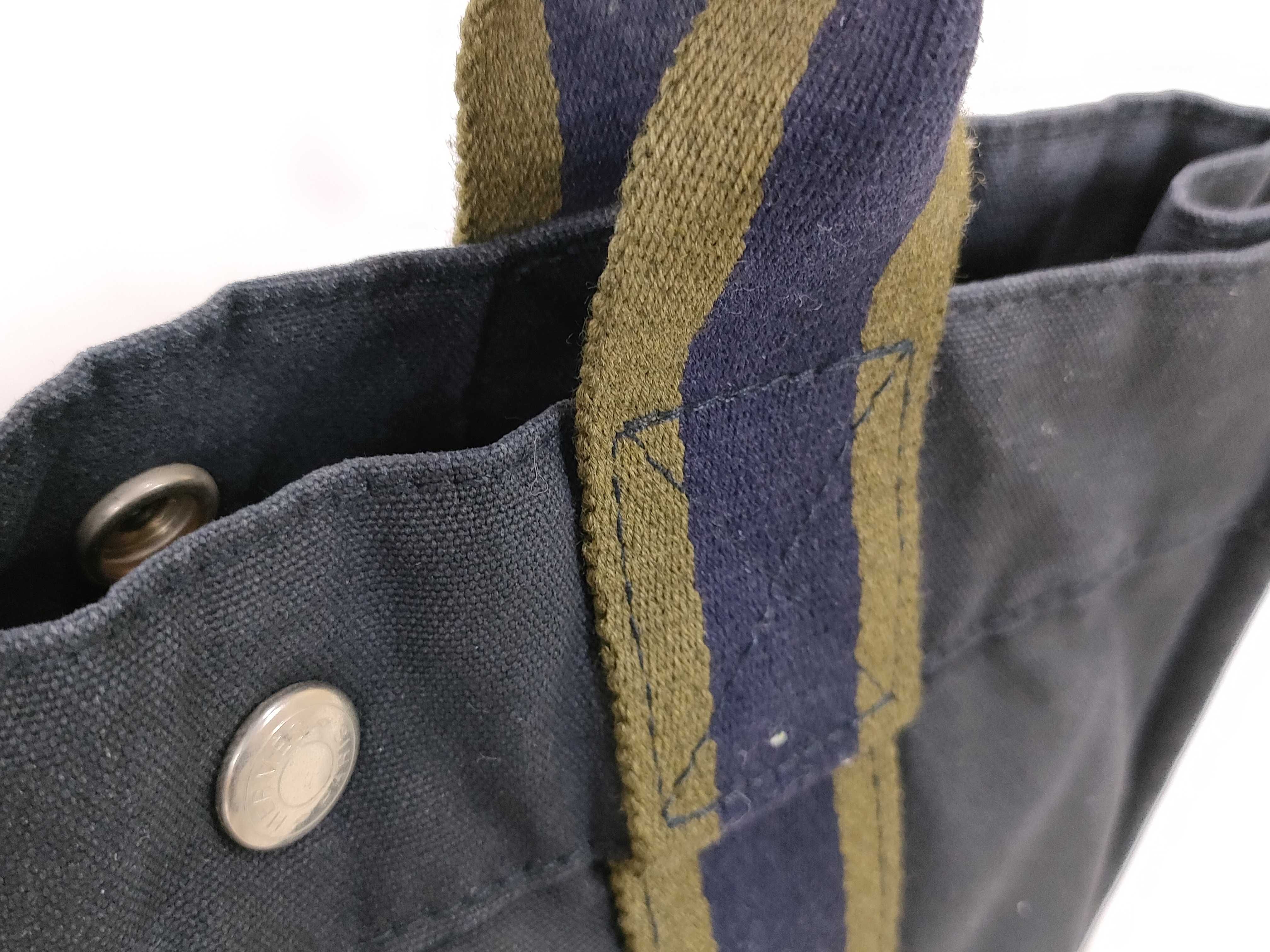 Fourre-Tout PM Handbag — view 5