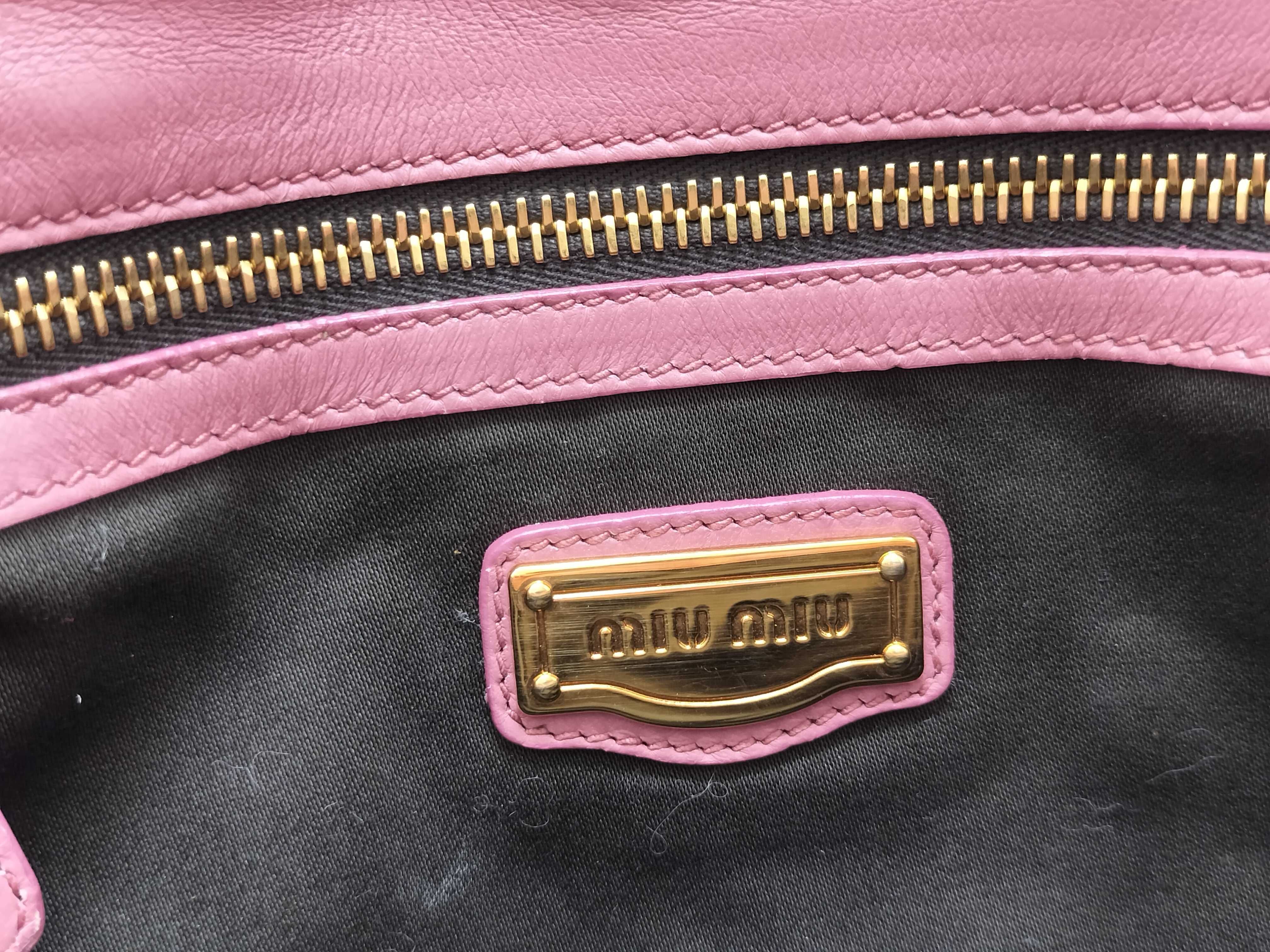Matelassé Studded 2-Way Chain Shoulder Bag (ky24882) Shoulder Bag — view 11