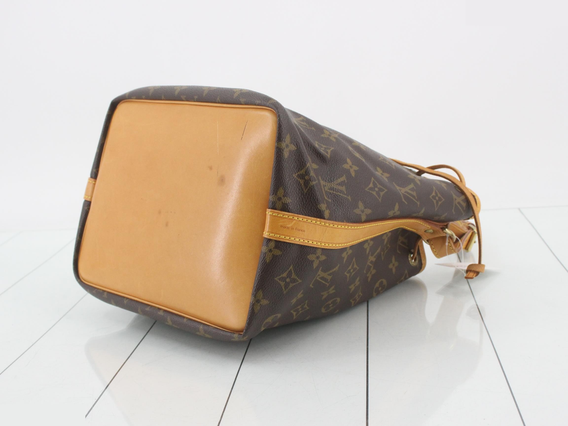 Monogram Petit Noé (old model) shoulder bag — view 6