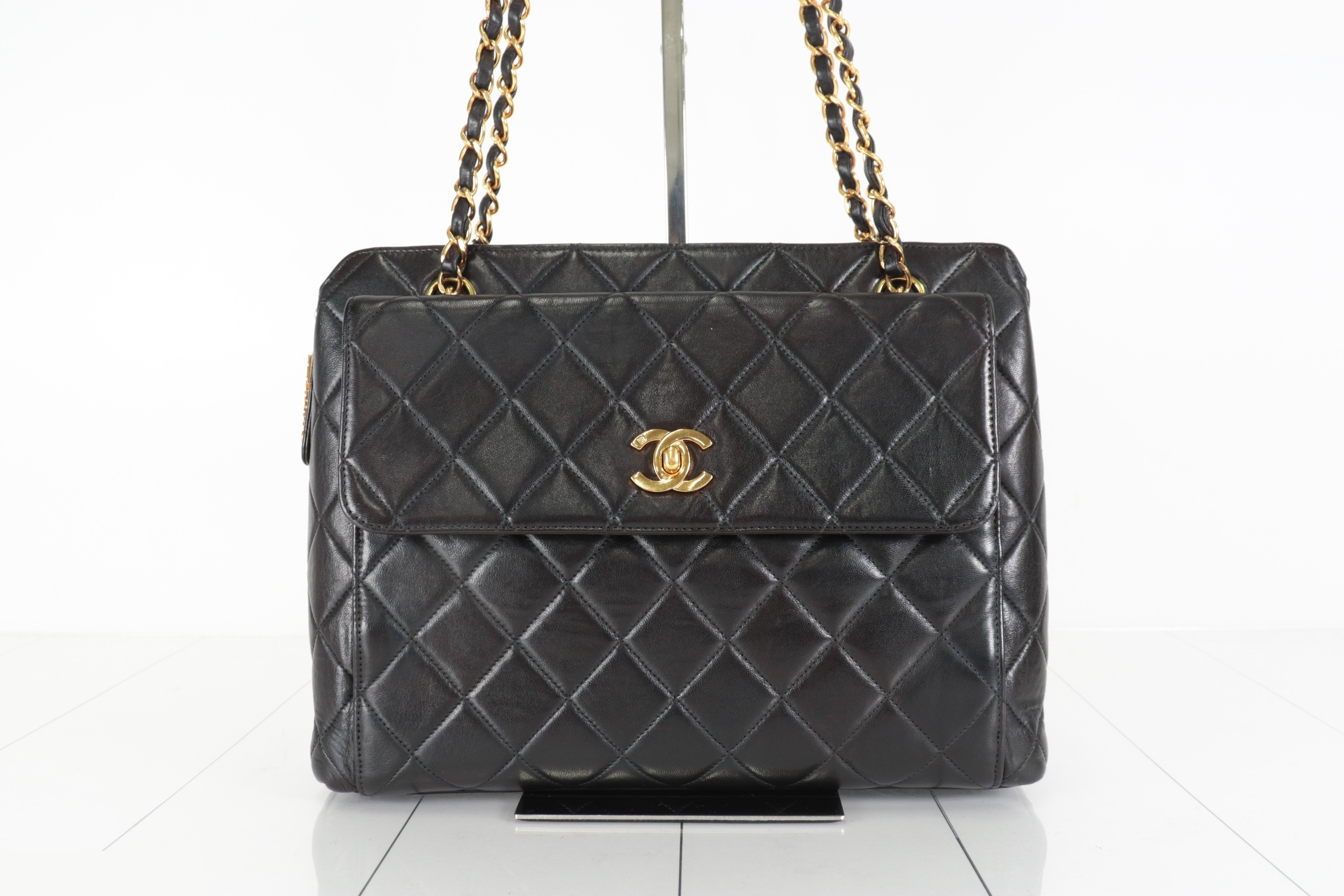 Turnlock Ram Chain Shoulder Bag, Unit No. 4 — view 2