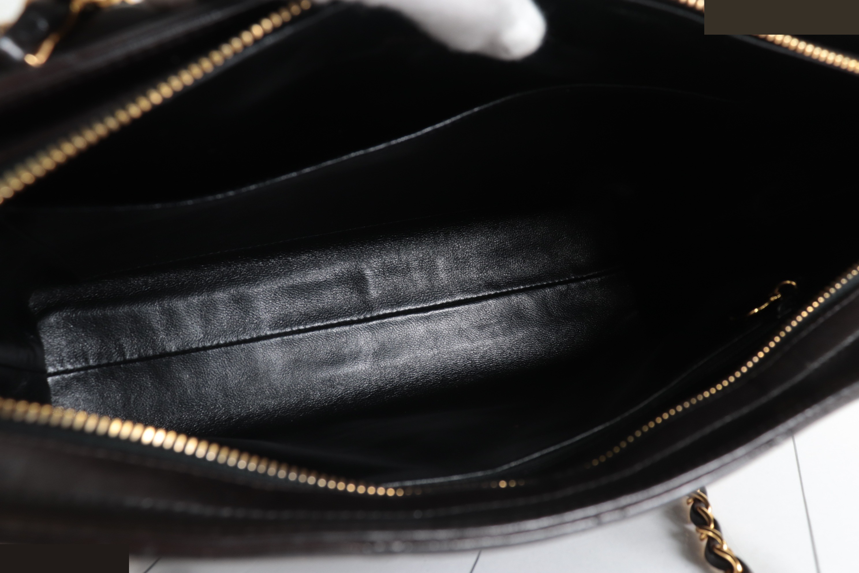 Turnlock Ram Chain Shoulder Bag, Unit No. 4 — view 9