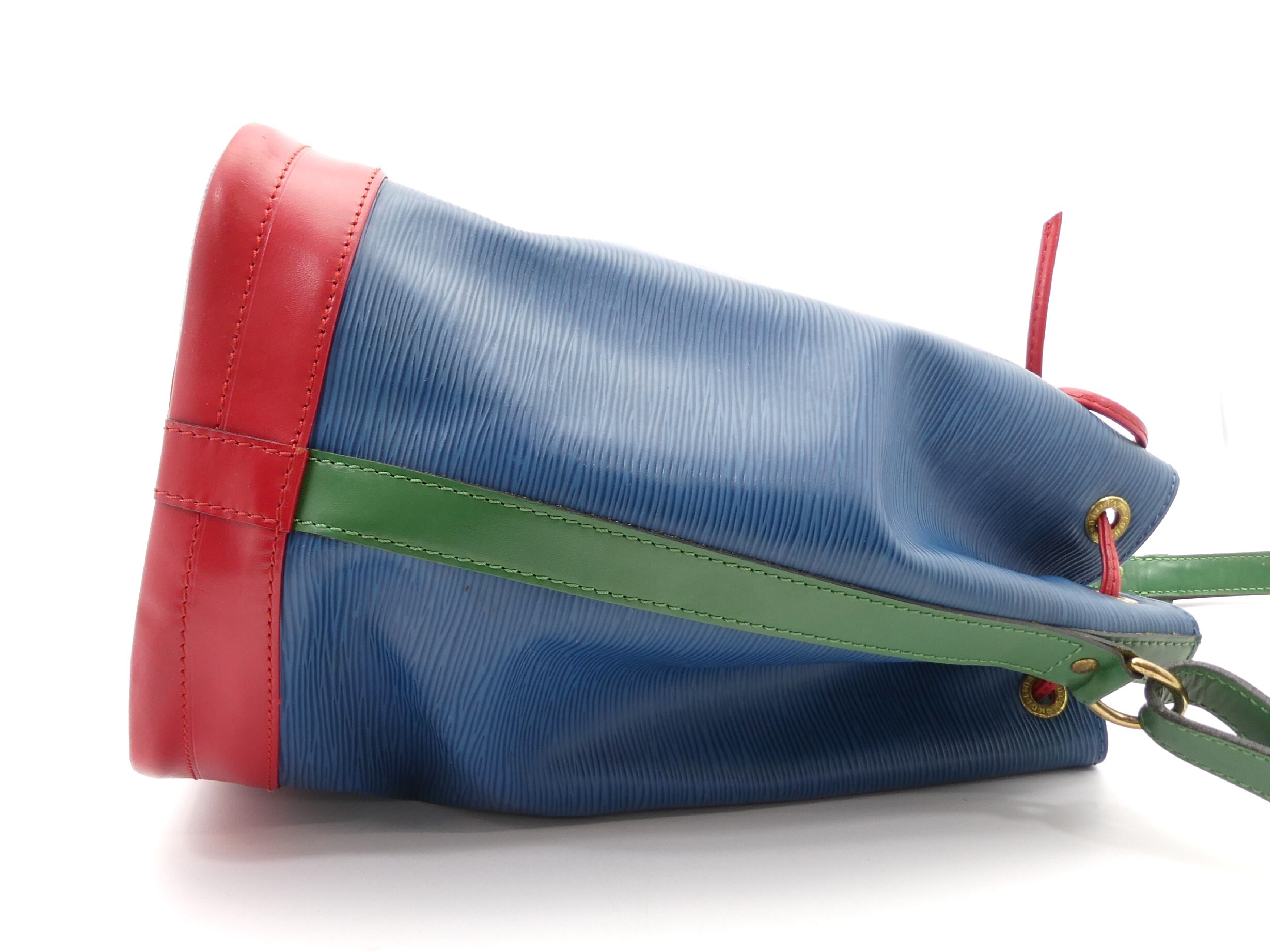 Epi Noé Tricolor Shoulder Bag — view 4