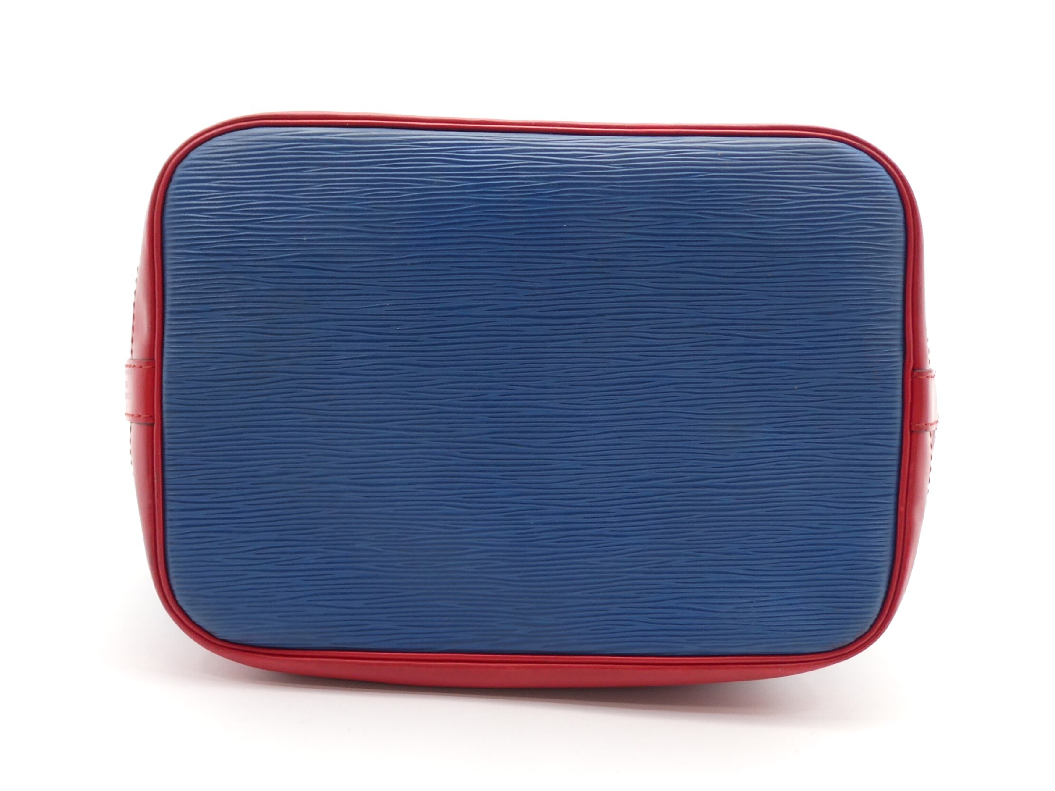 Epi Noé Tricolor Shoulder Bag — view 5