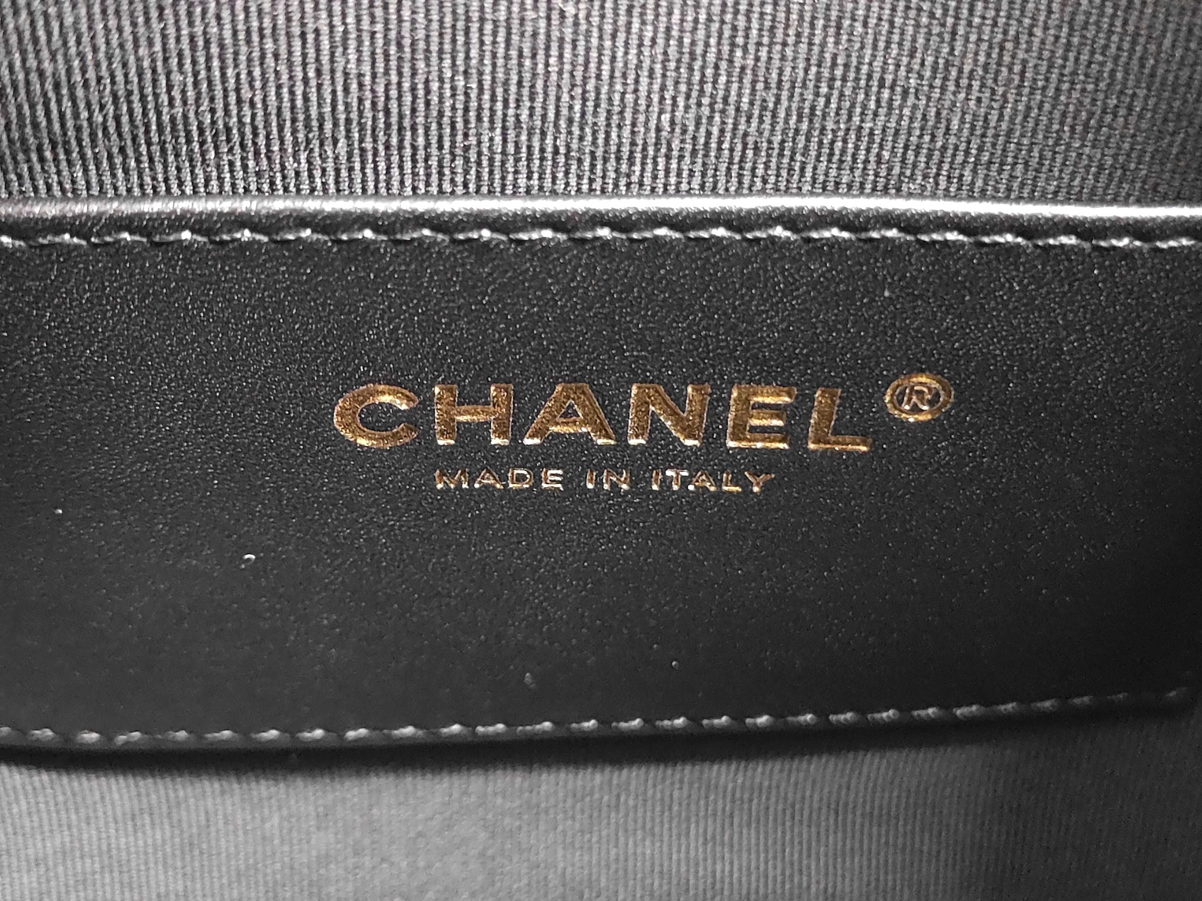 shoulder bag — view 8