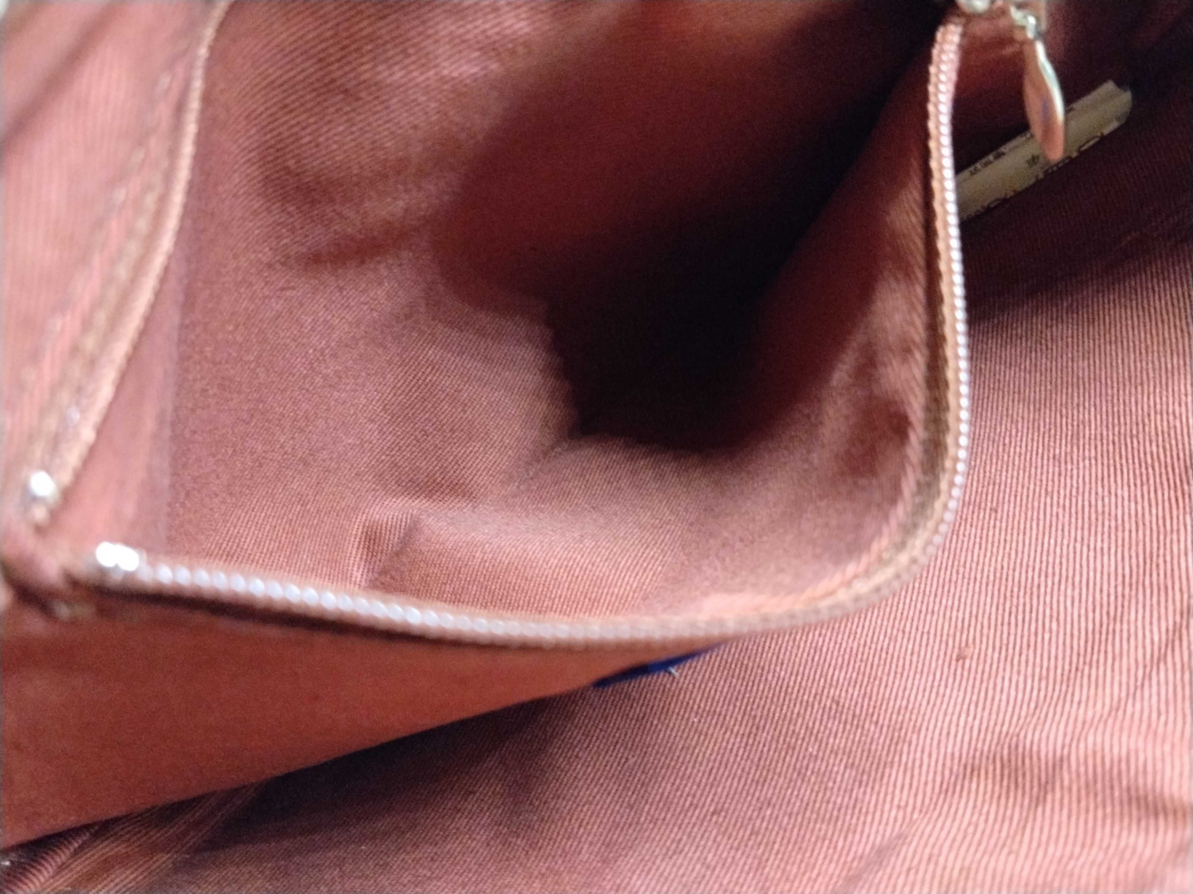 Blue Label Check Pattern One-Shoulder Bag — view 11