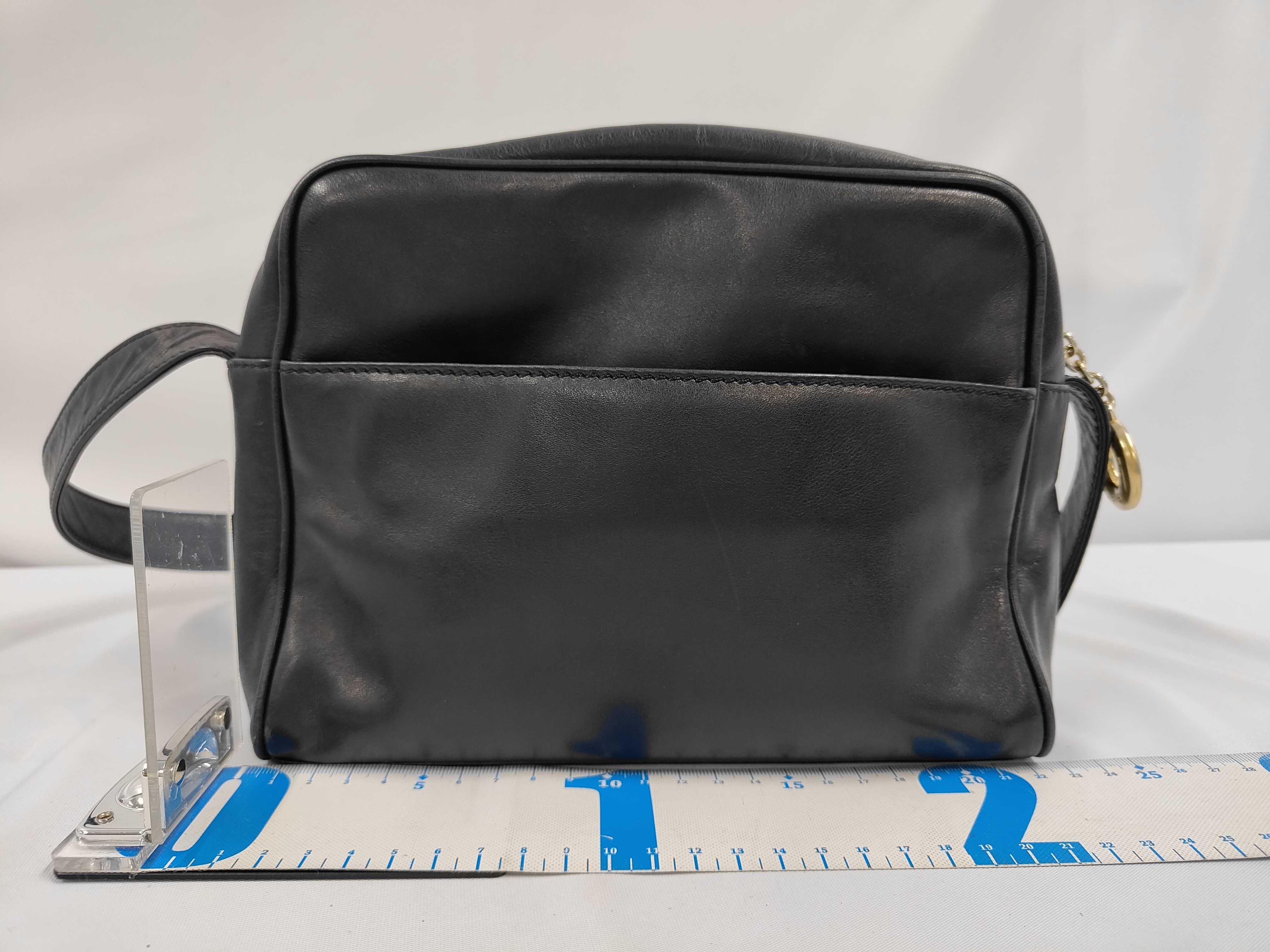 Circle Logo Shoulder Bag — view 2