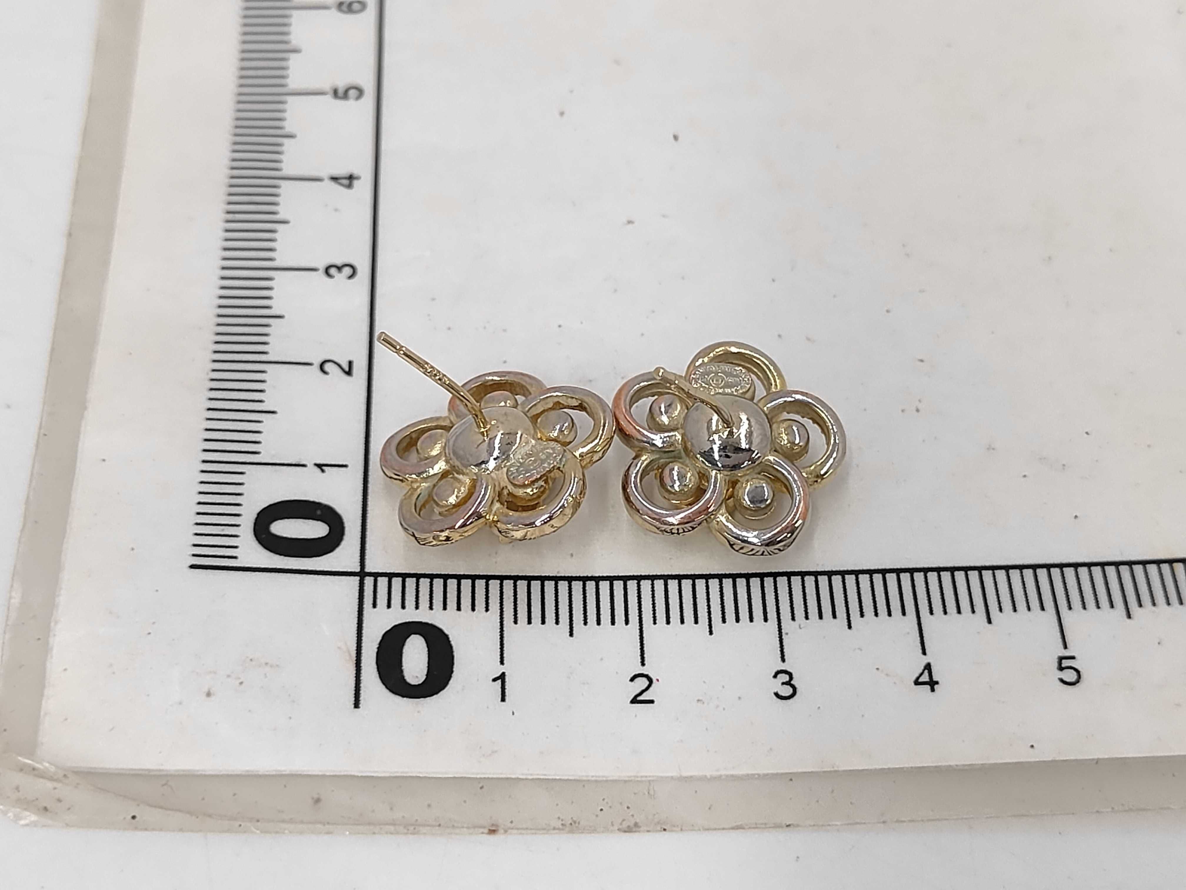 earrings — view 2