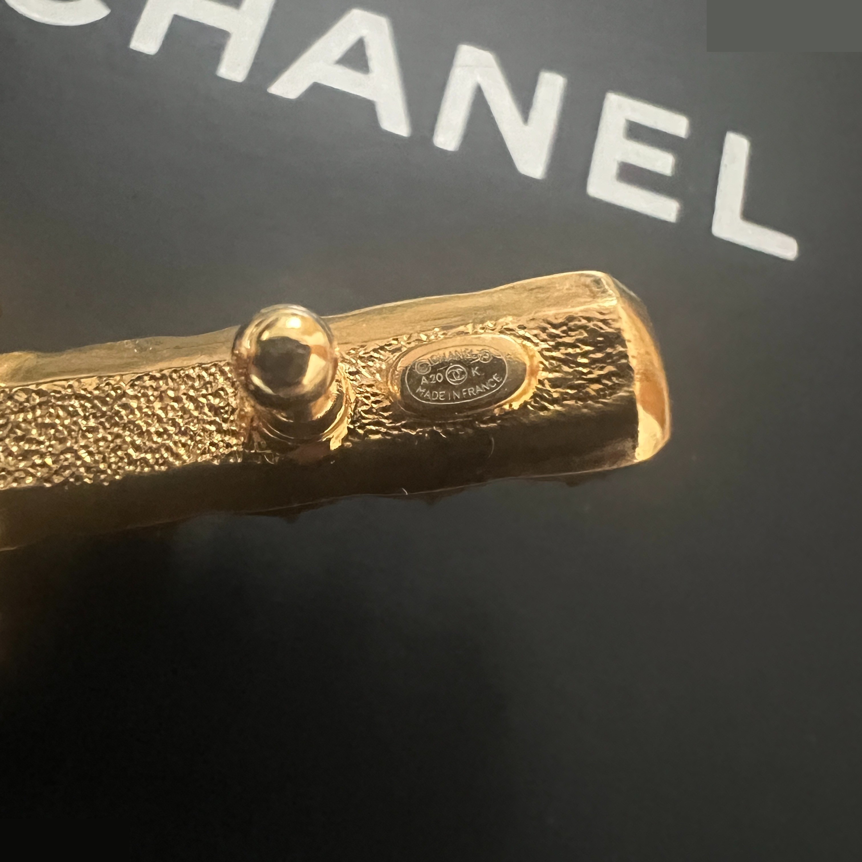 A20K Barrette with Rhinestones and Brooch — view 6
