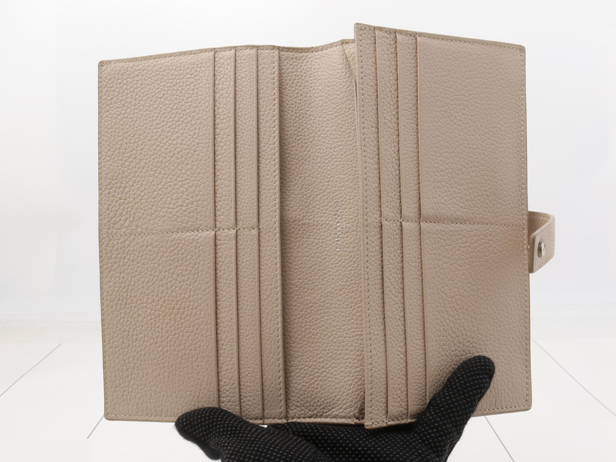 Logo long wallet, leather, beige — view 4
