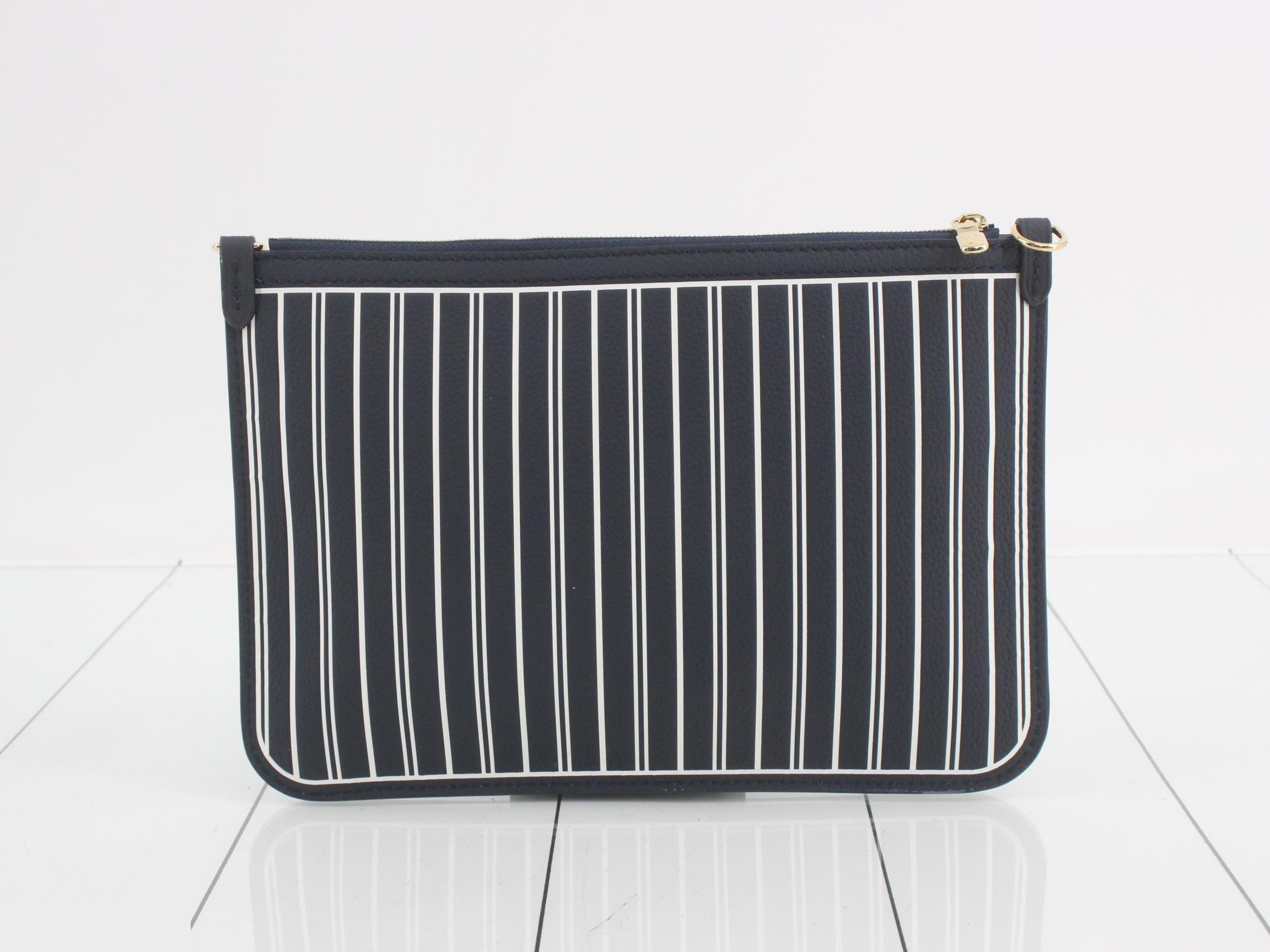 Neverfull MM Pouch — view 2