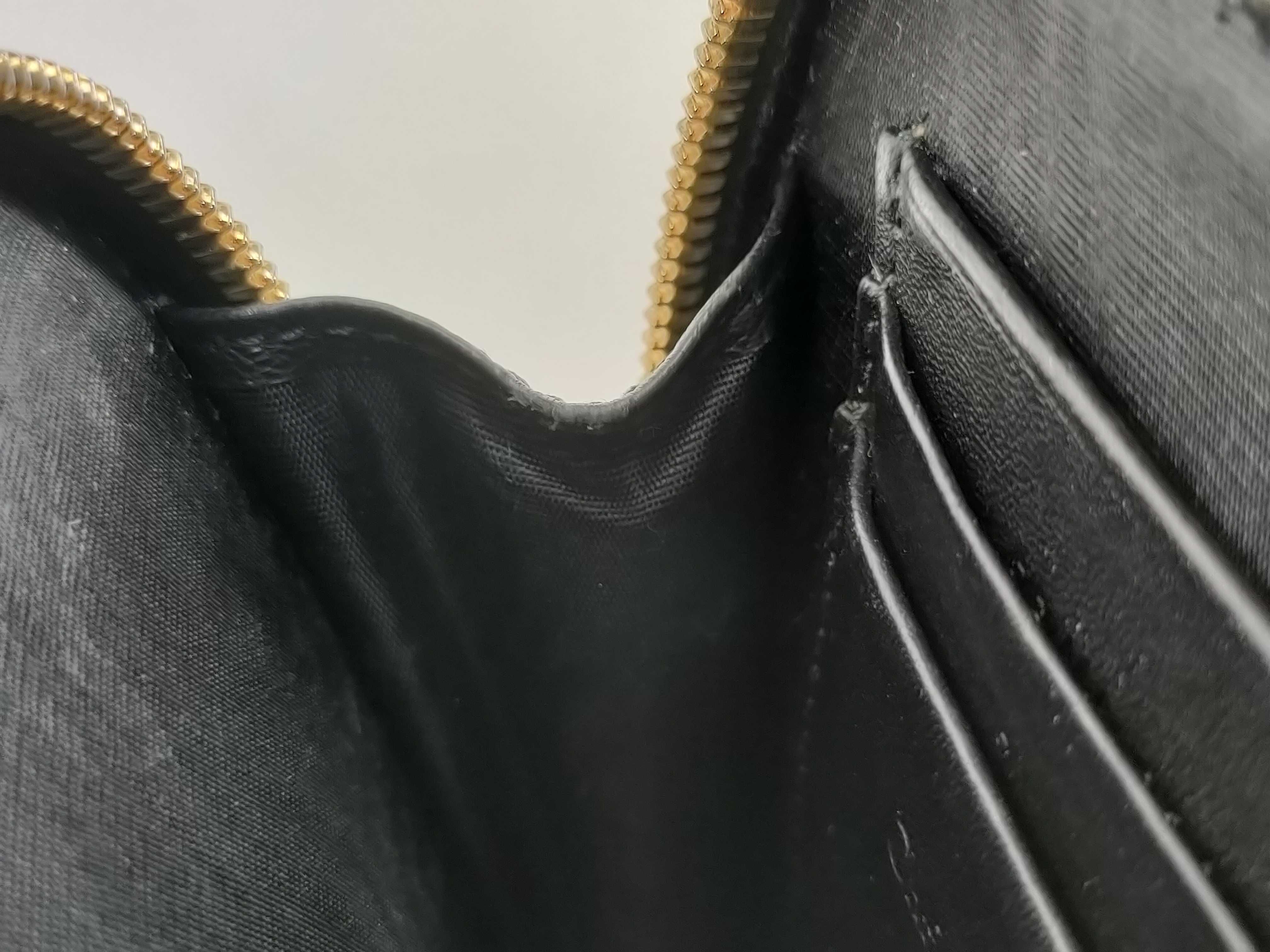 Cannage Phone Holder, Patent Leather. Accessories: Box, dust bag, pouch. — view 10