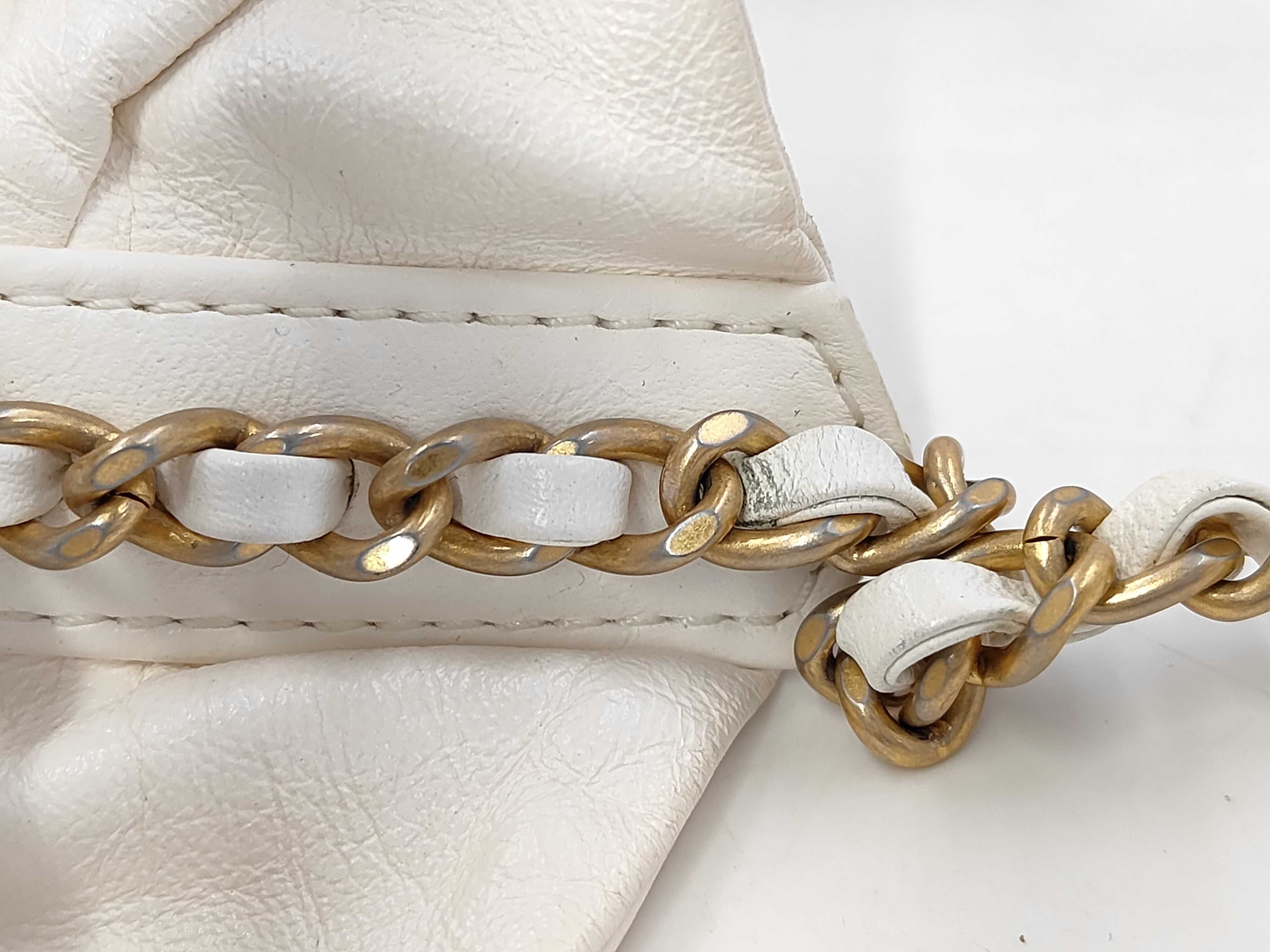 Matelassé Frill Chain Shoulder Bag, No. 30 (Shoulder Bag) — view 5