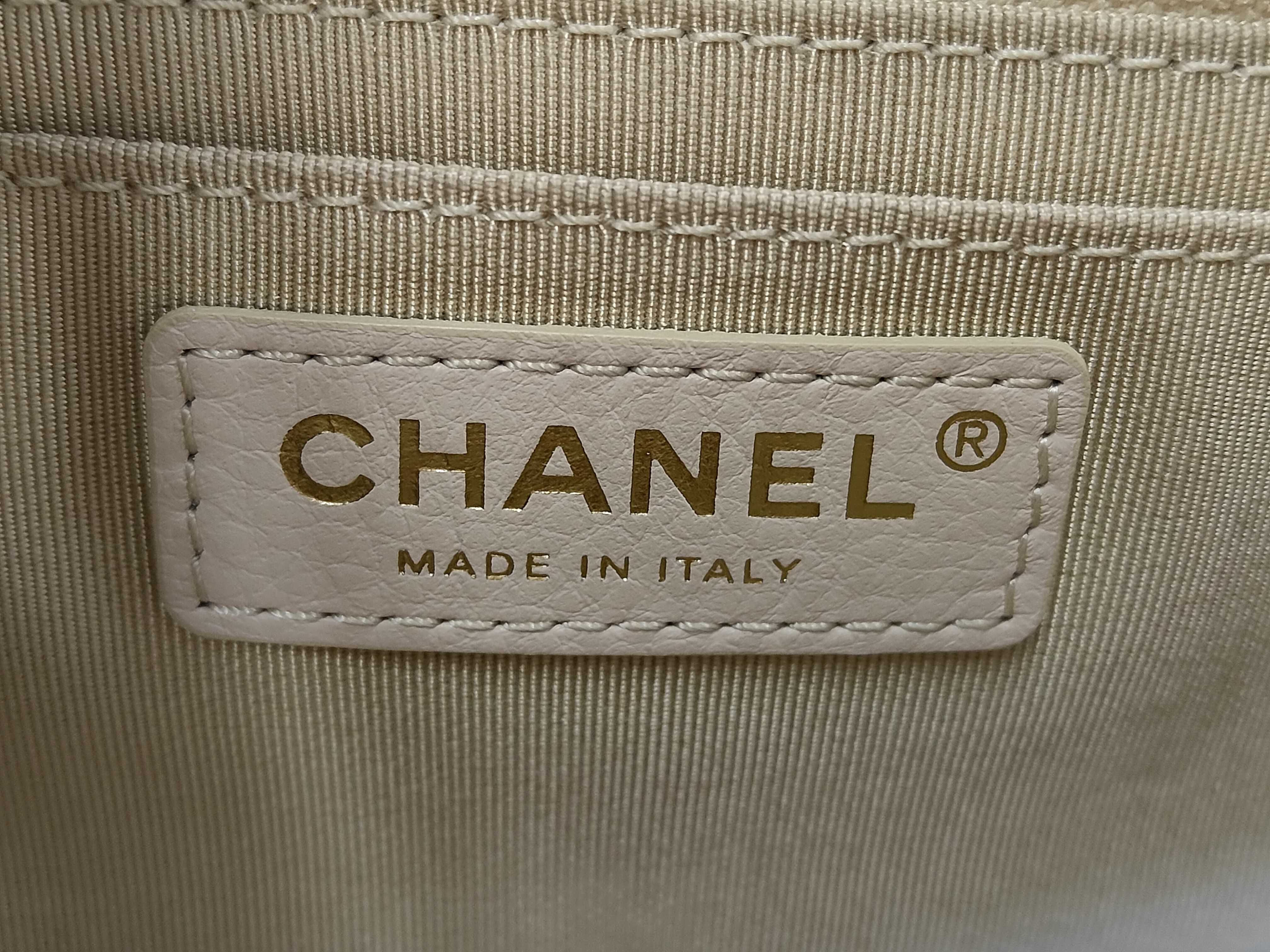Matelassé Frill Chain Shoulder Bag, No. 30 (Shoulder Bag) — view 10