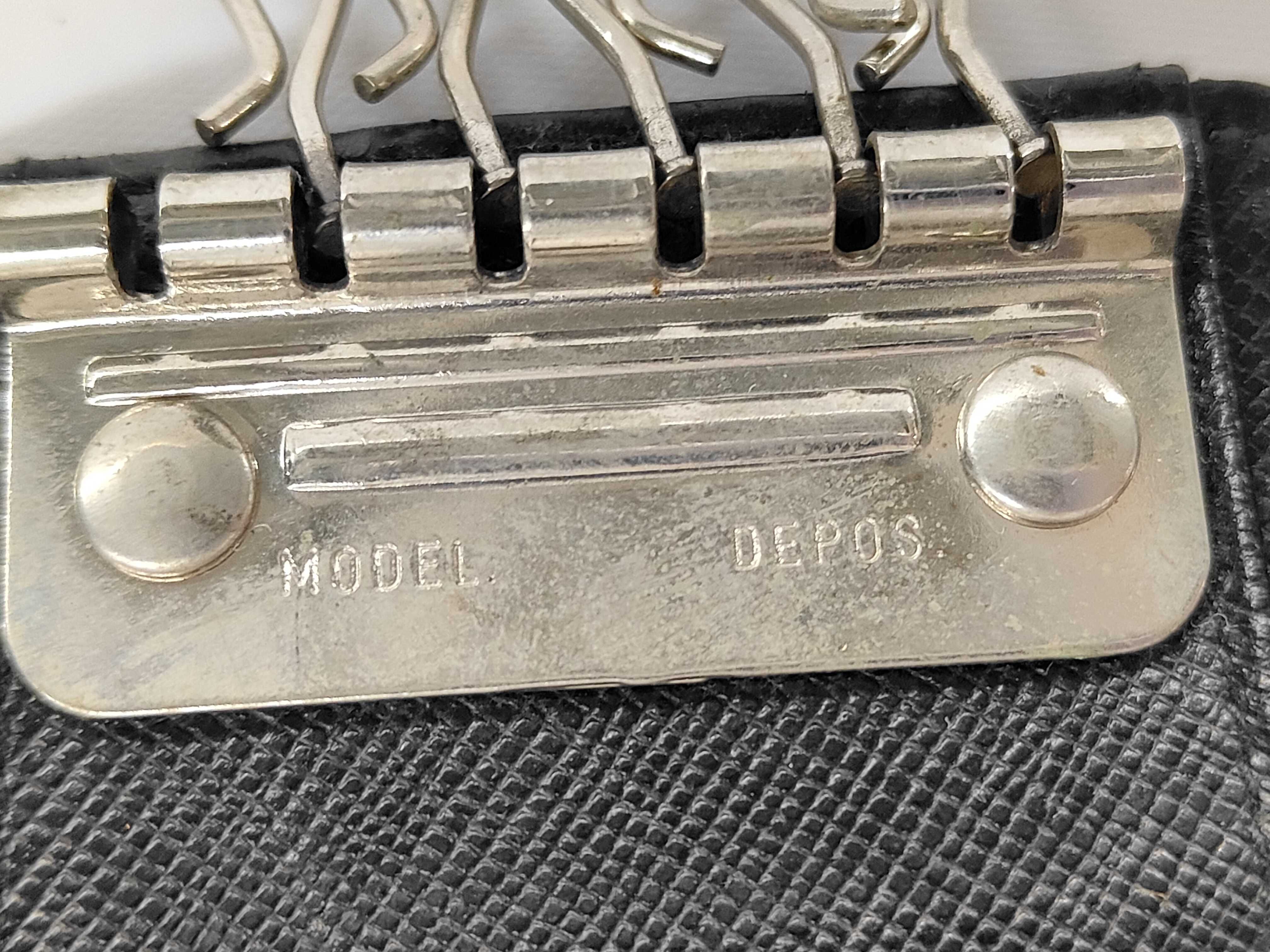 brand key cases and keychains — view 6