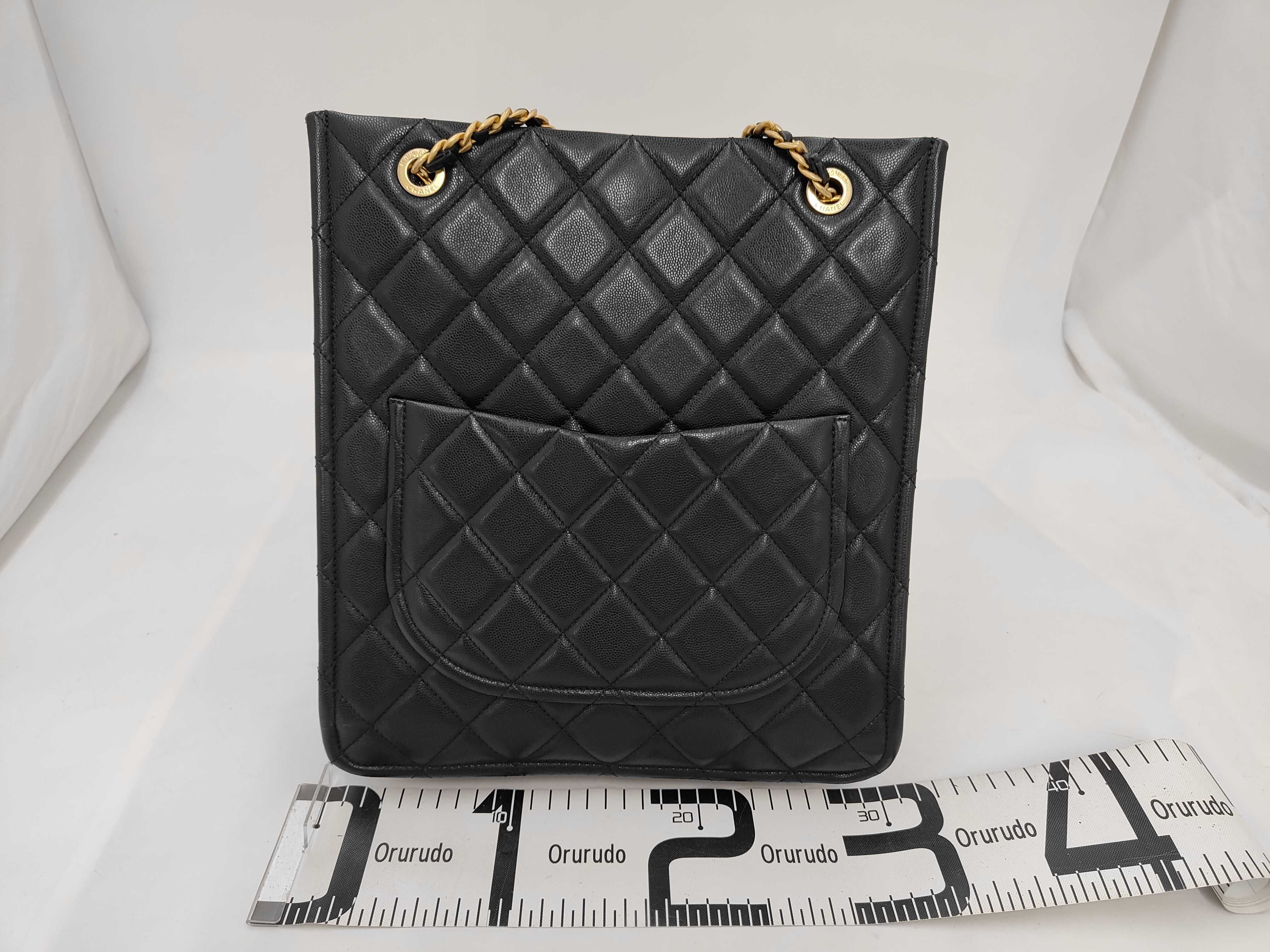 Matelassé Caviar Skin Chain Tote Bag — view 2