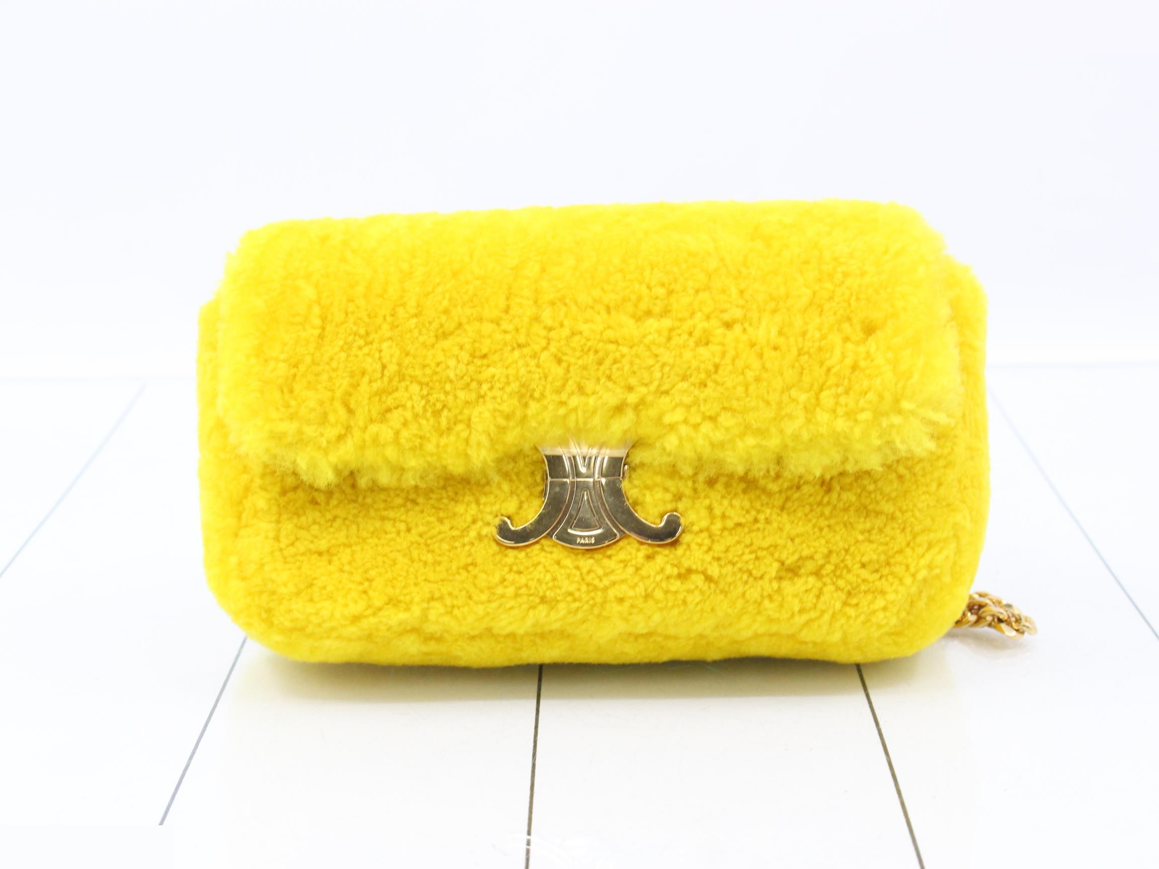 Triomphe Boa Chain Semi-Shoulder Bag