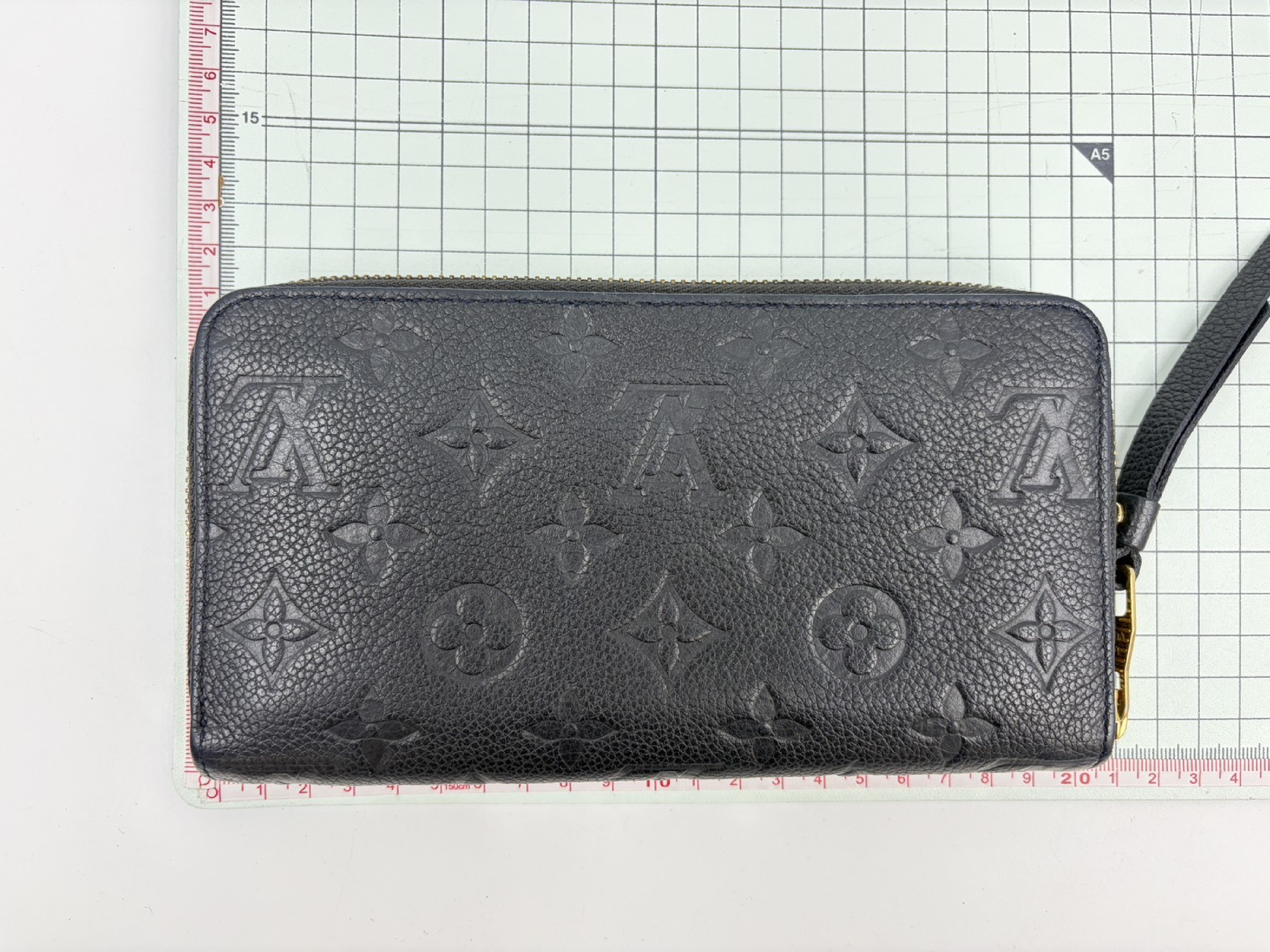Monogram Empreinte Zippy Wallet TS1123 — view 2