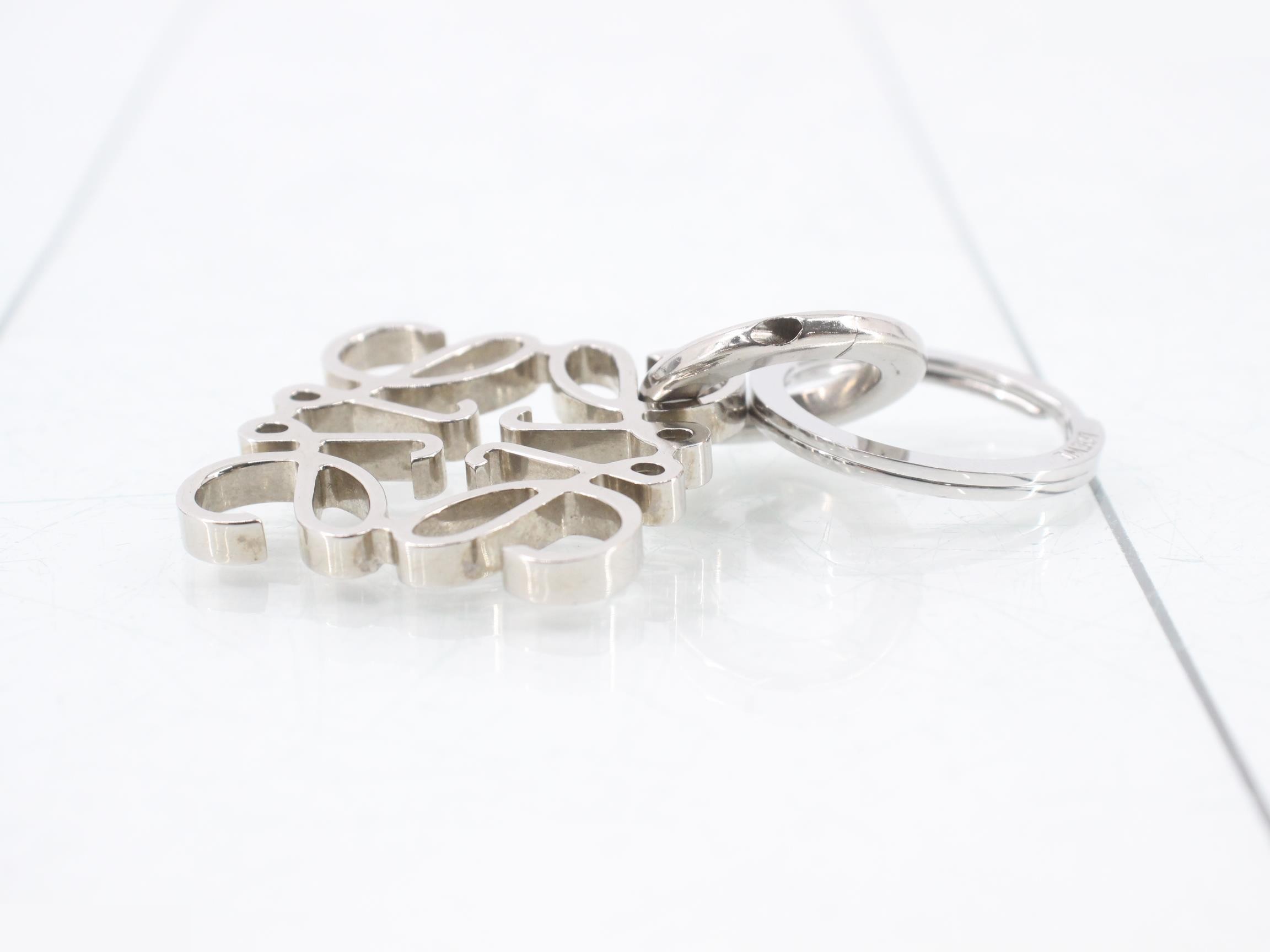 Anagram Keyring — view 3