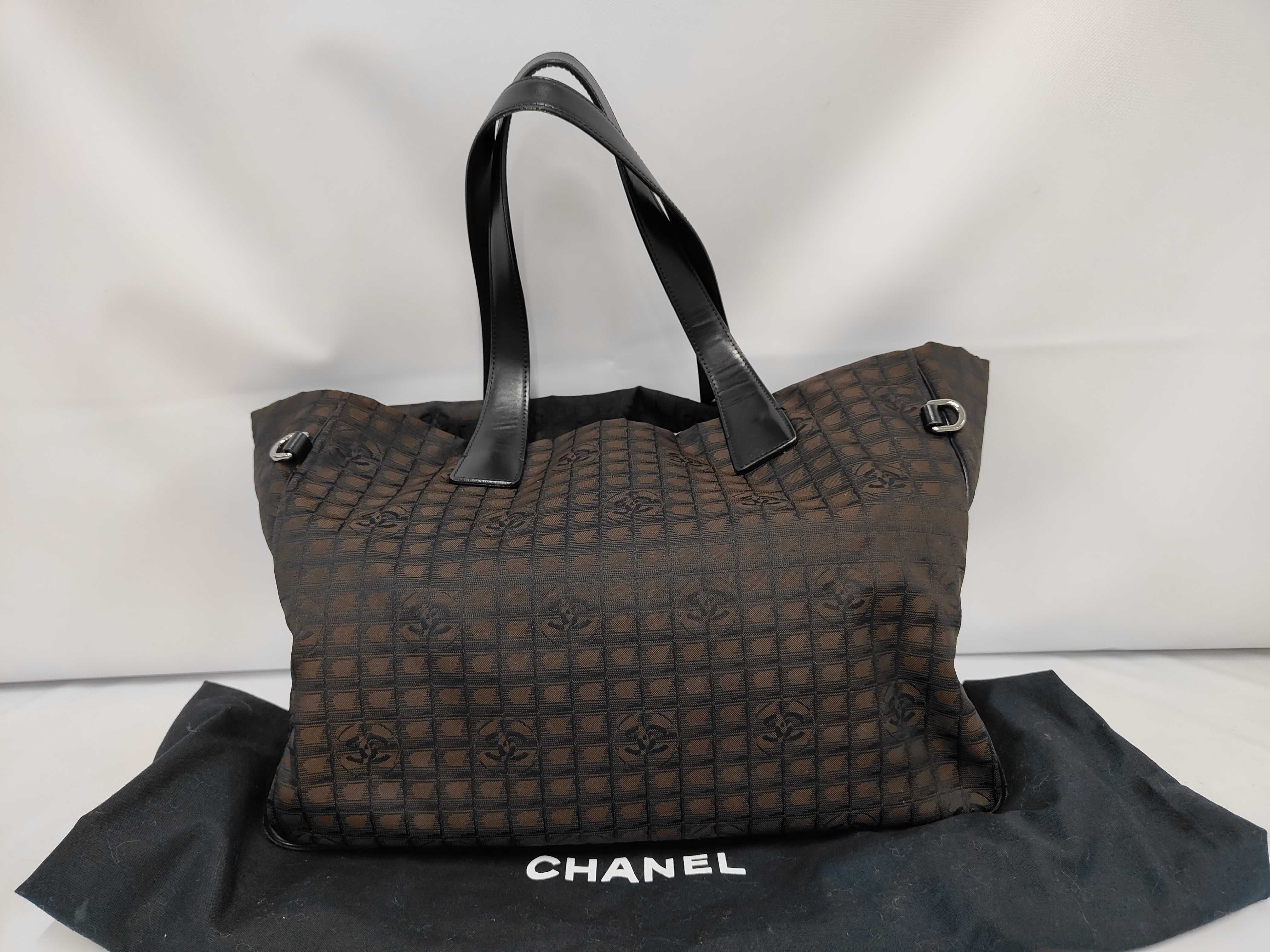 New Travel Tote, Series 9 Tote Bag