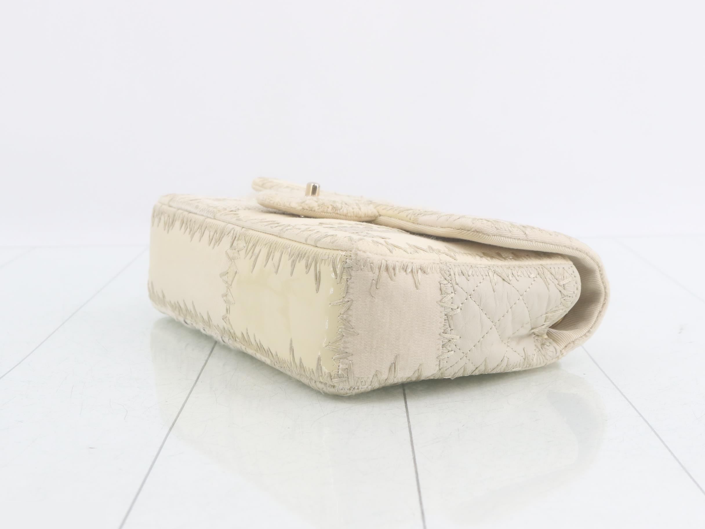 Matelassé 25 Patchwork White Shoulder Bag (No. 25 series) — view 6