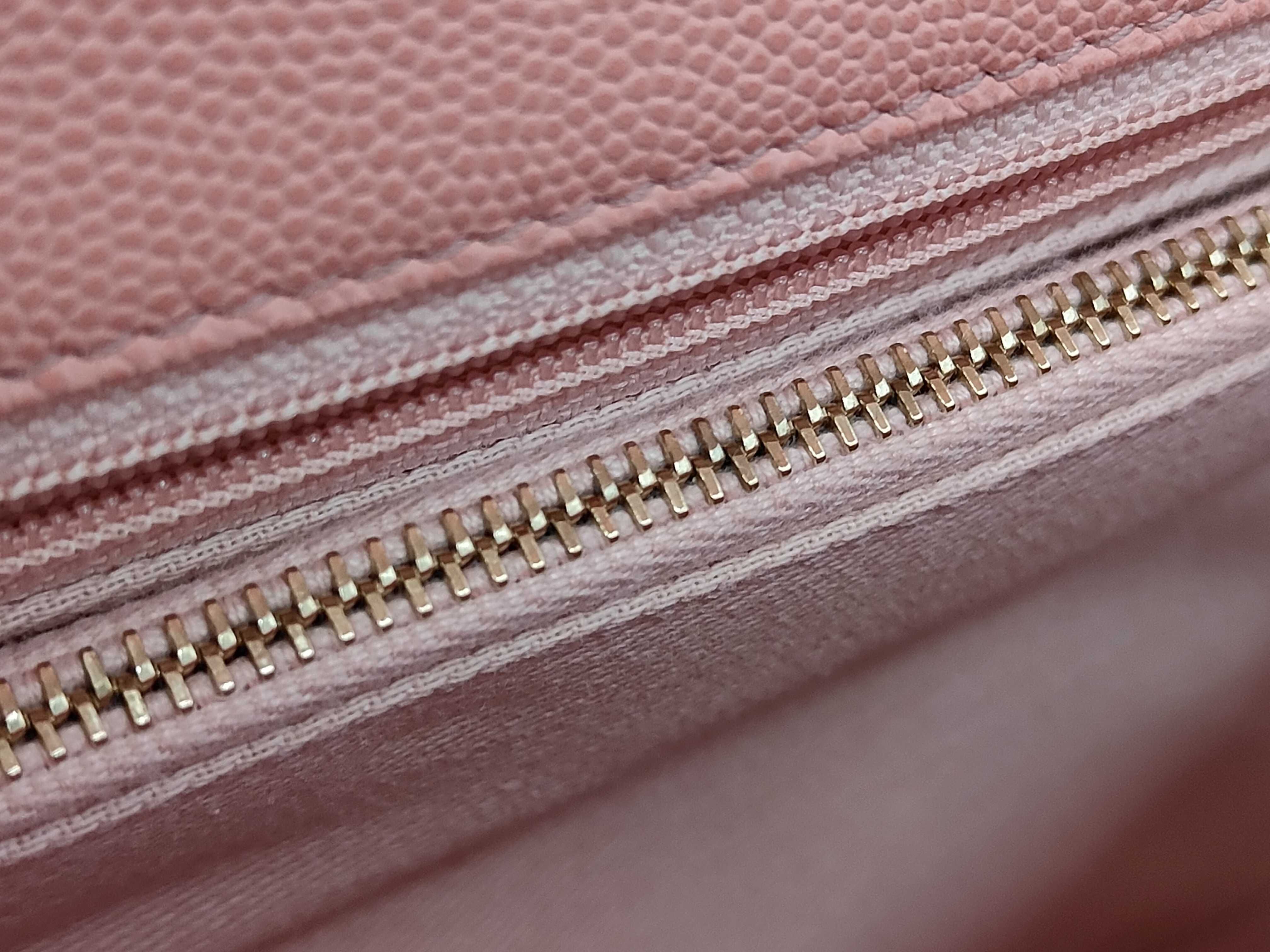 Caviar Skin Coco Handle 29 Handbag — view 13