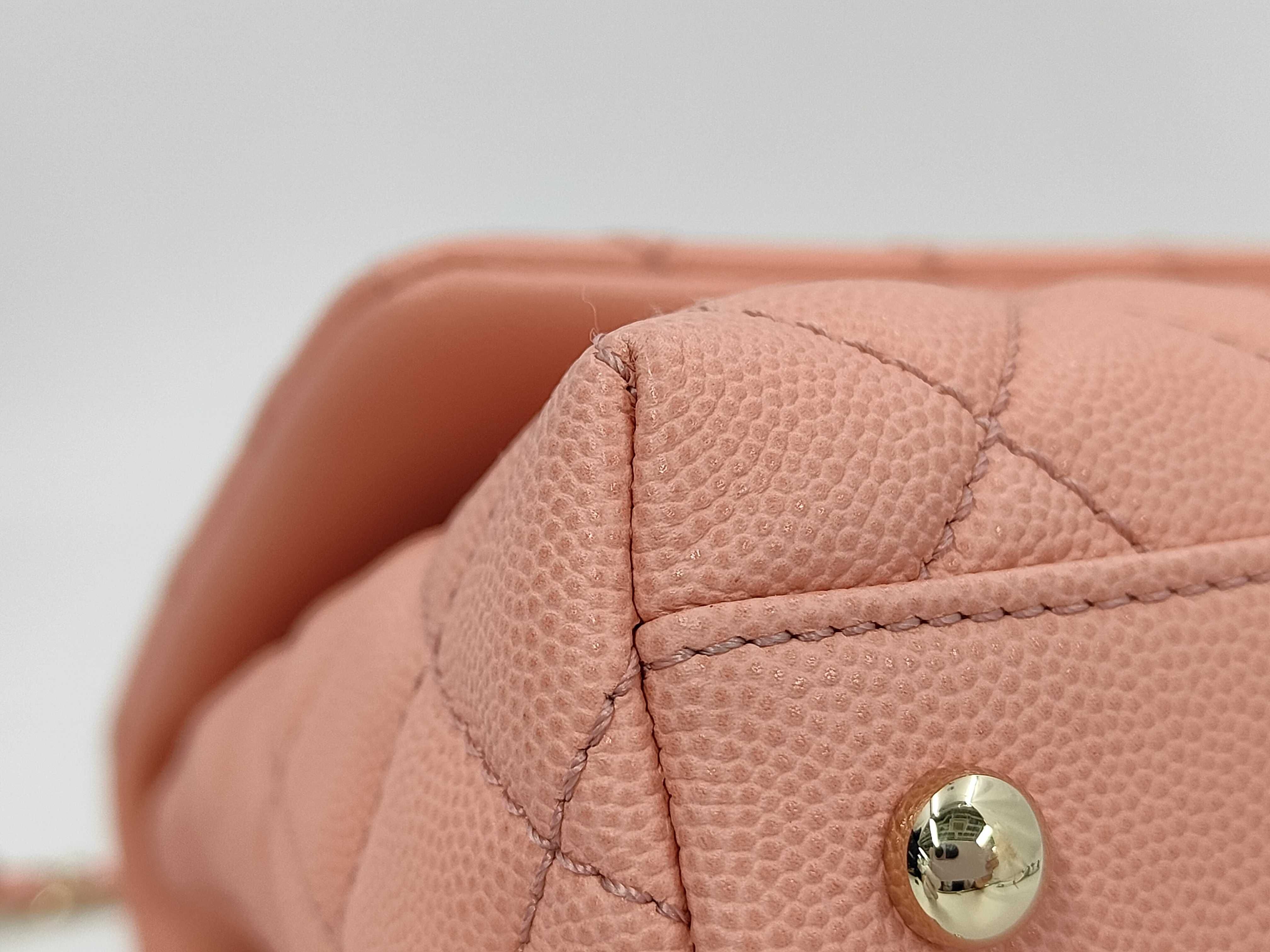 Caviar Skin Coco Handle 29 Handbag — view 6