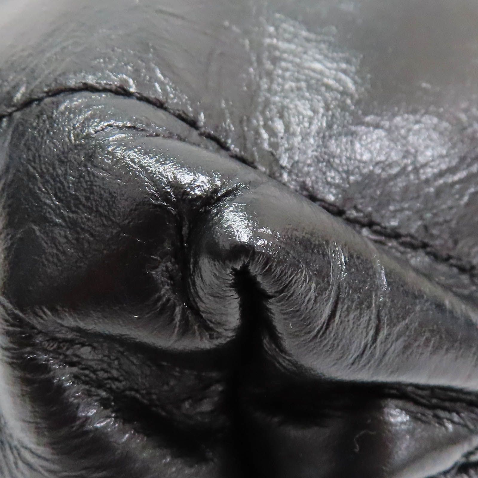 Black, Black — view 14