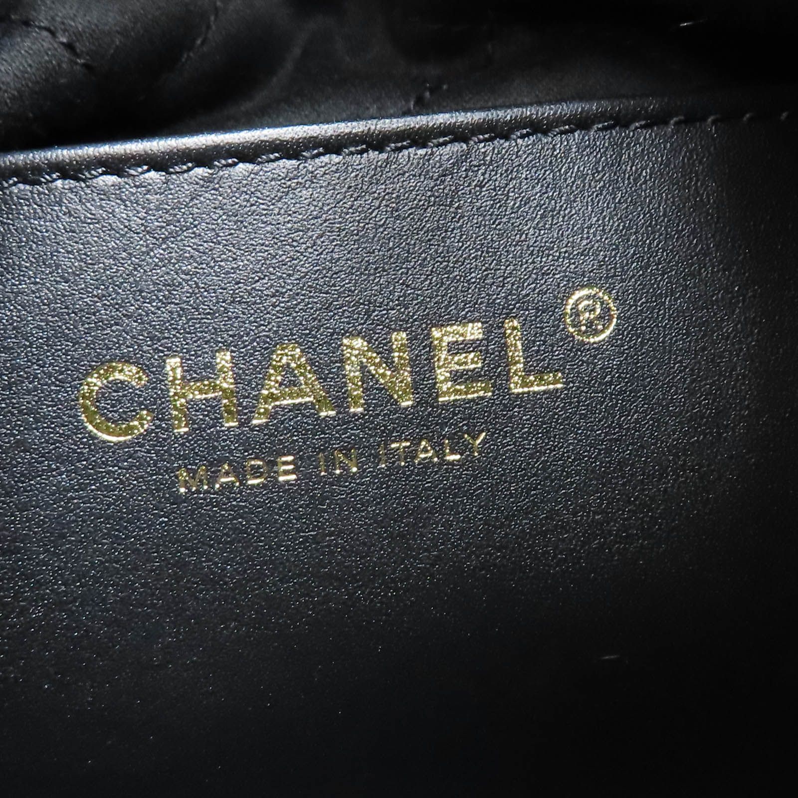 Black, Black — view 9