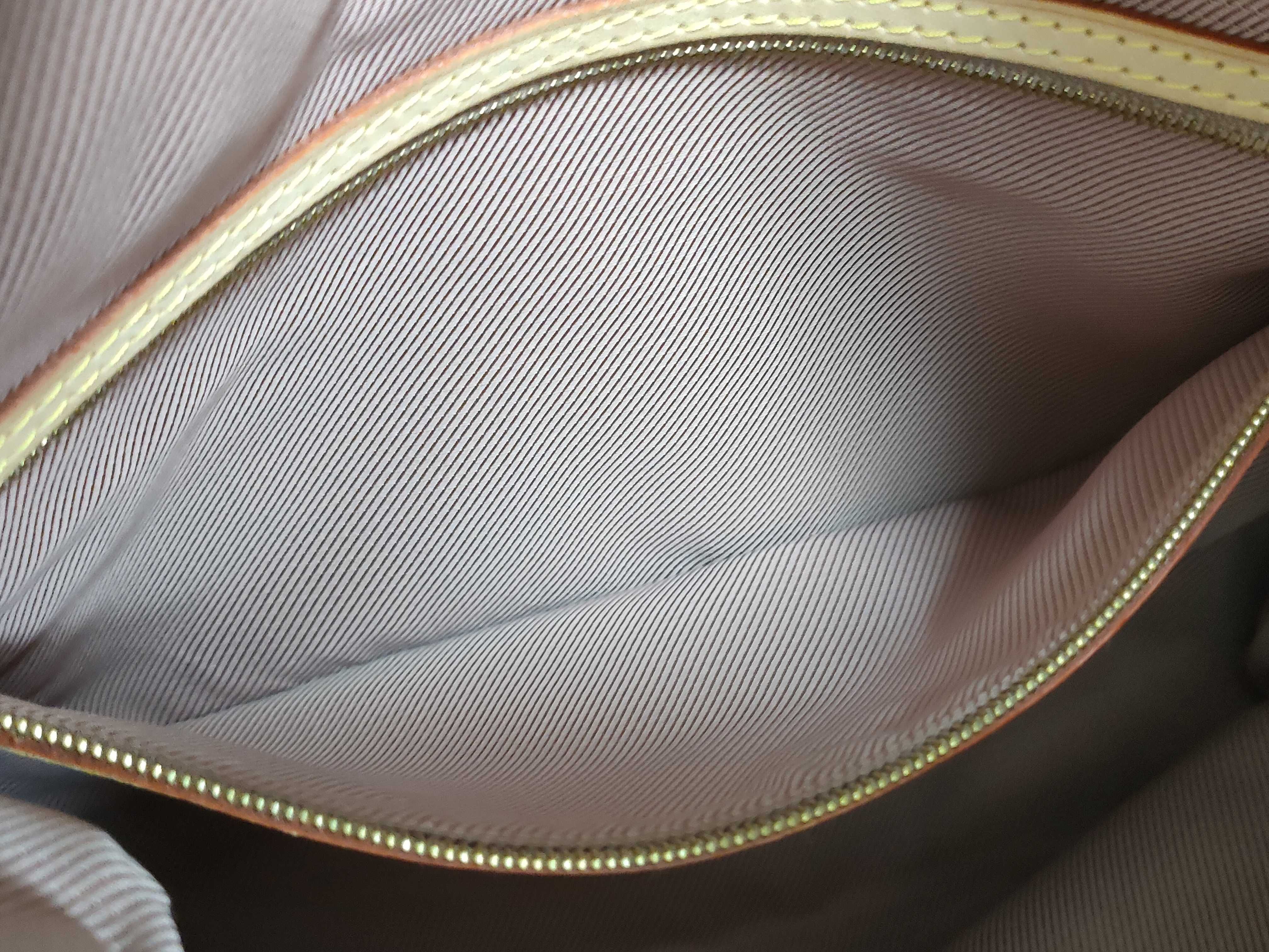 (Louis Vuitton) Second Bag — view 7