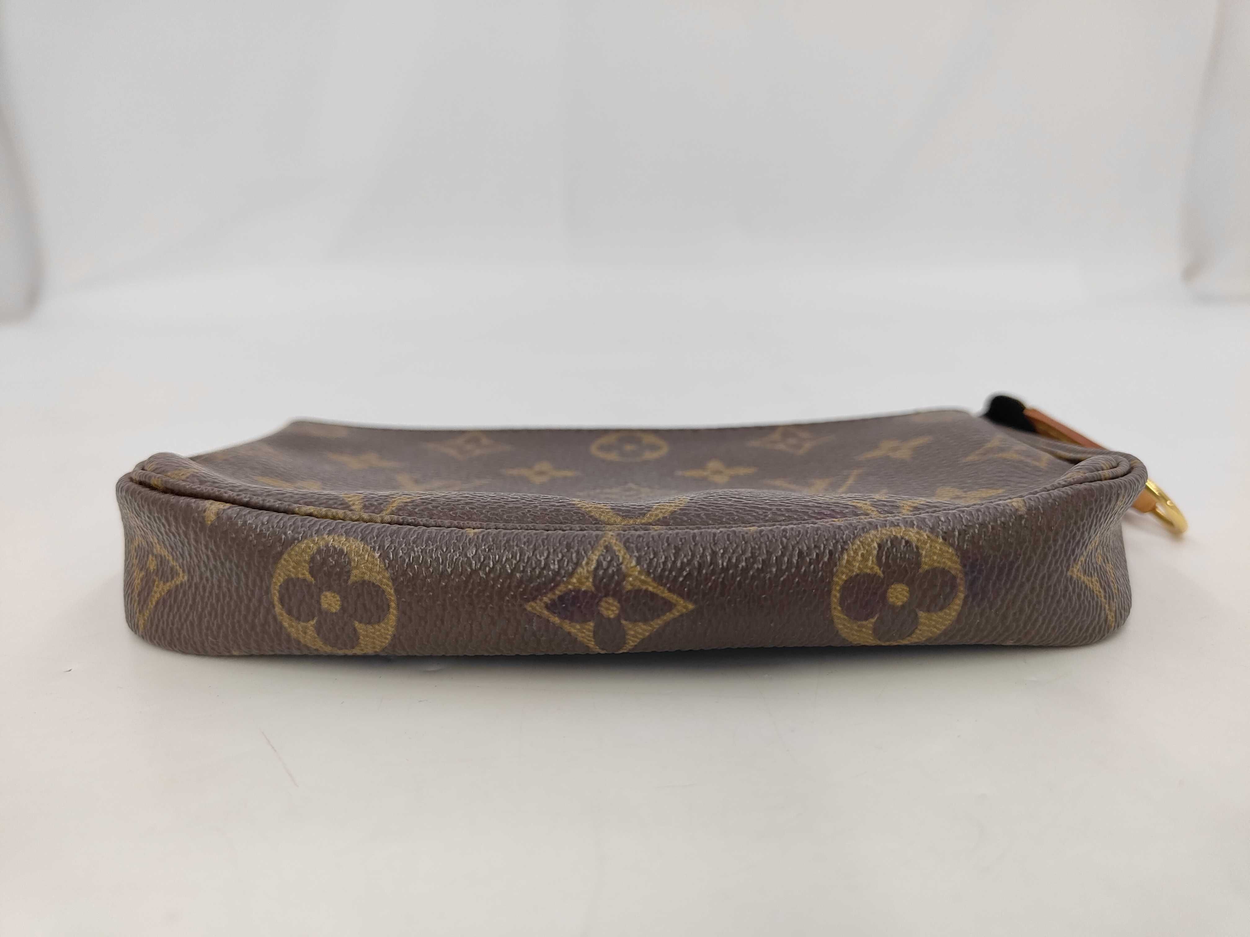 LV Mini Pouch — view 4