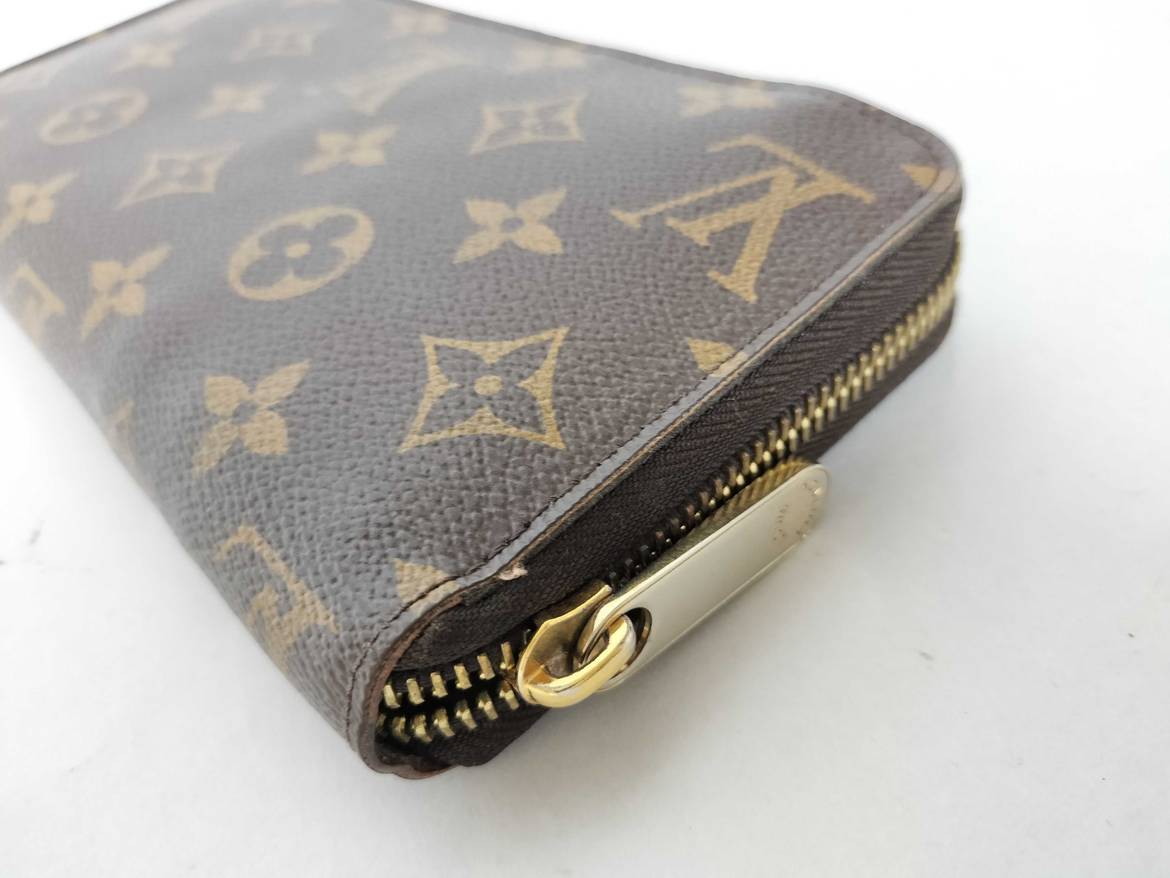 Monogram Louis Vuitton Wallet — view 3