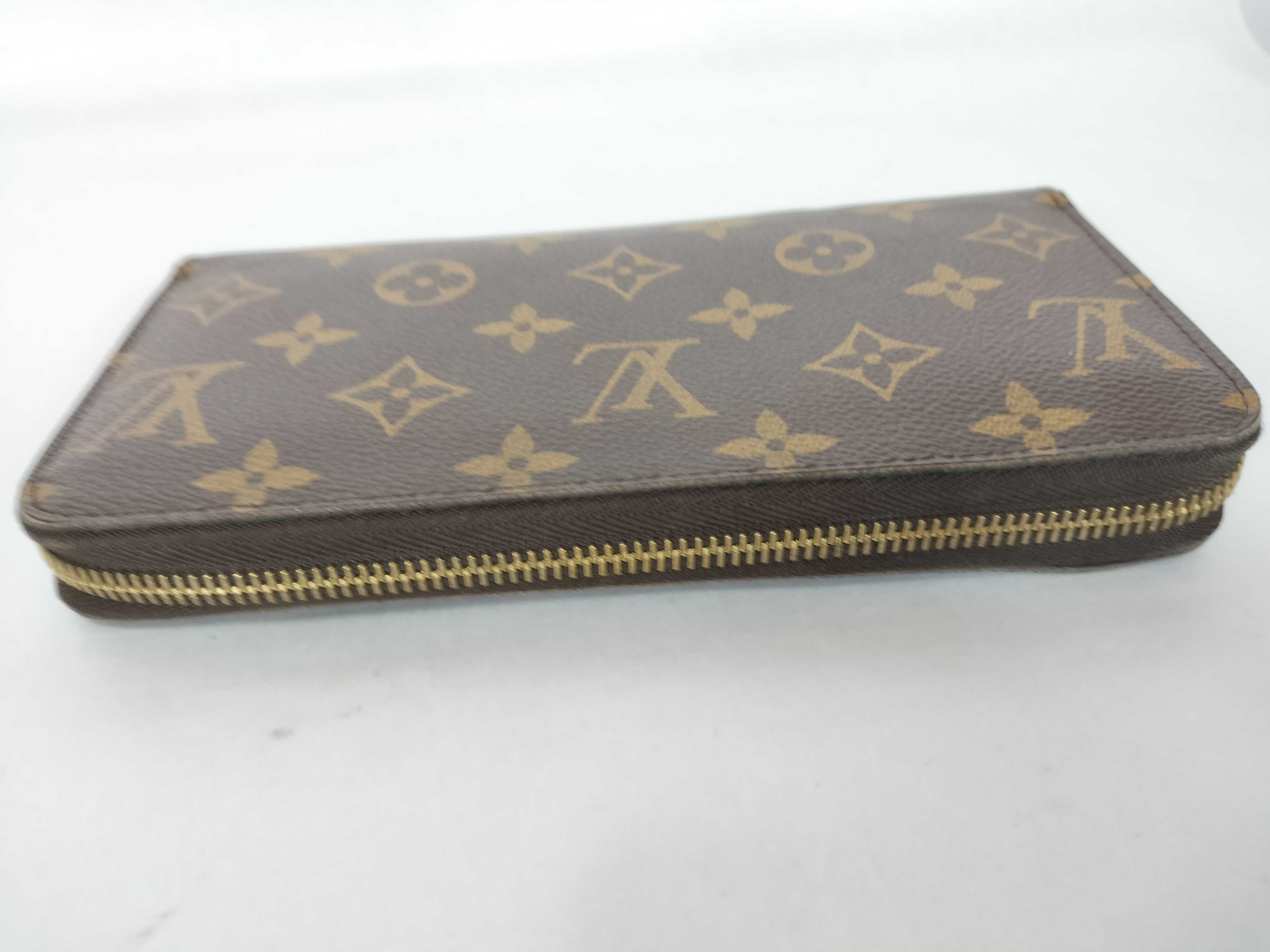 Monogram Louis Vuitton Wallet — view 5