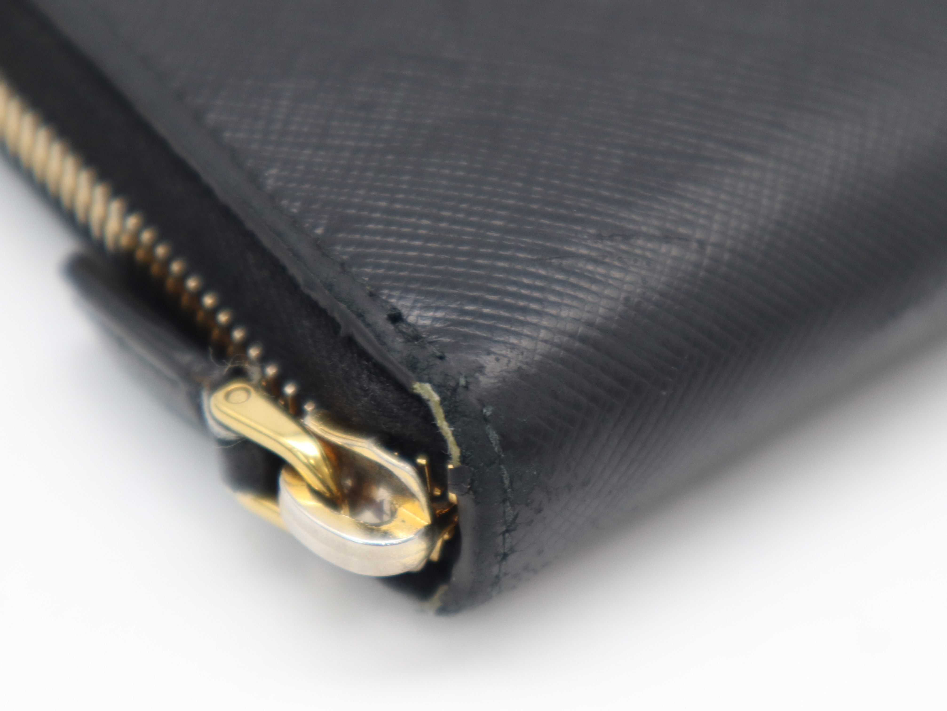 1ML506 Saffiano Leather Round Zip Wallet, Black, with Guarantee Card and Box. — view 9