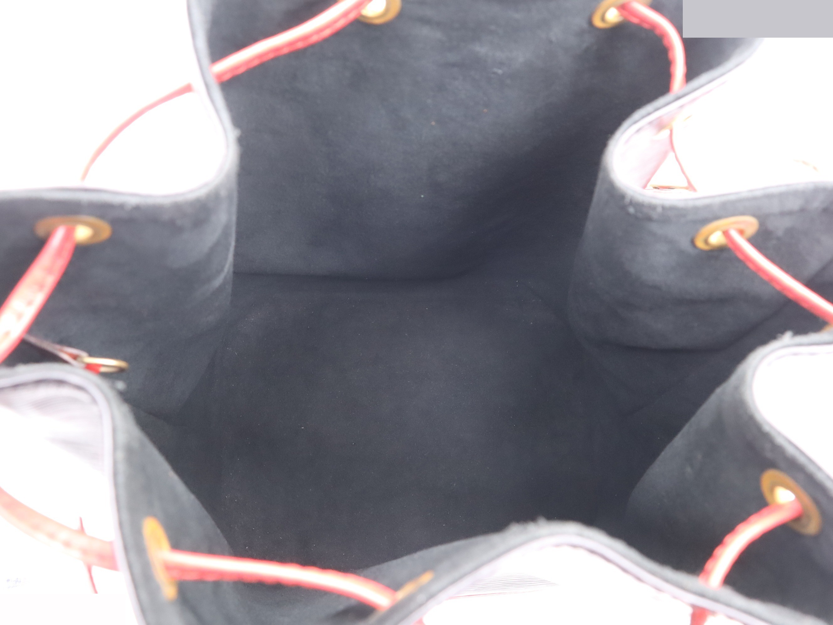 Noe Noir Castilian Red — view 7