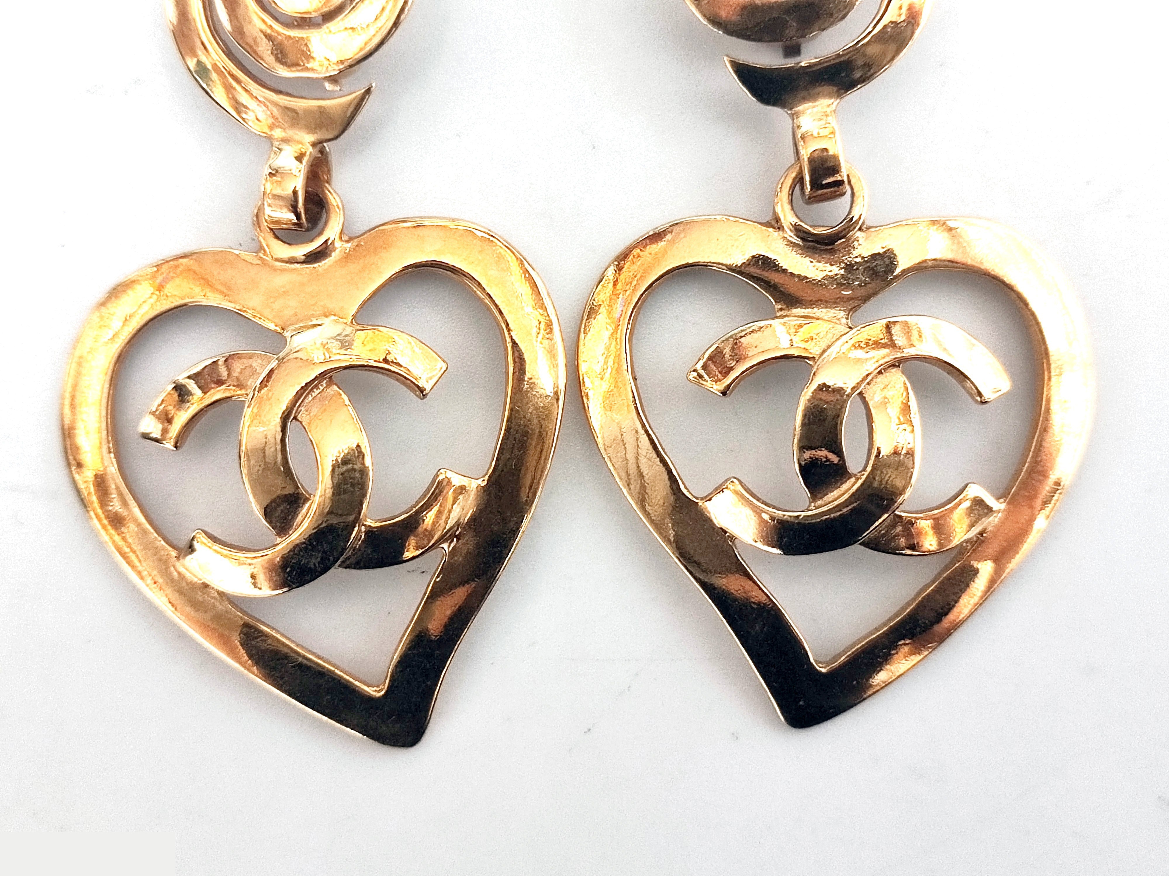 Coco Mark Heart Swing Earrings 95P — view 5