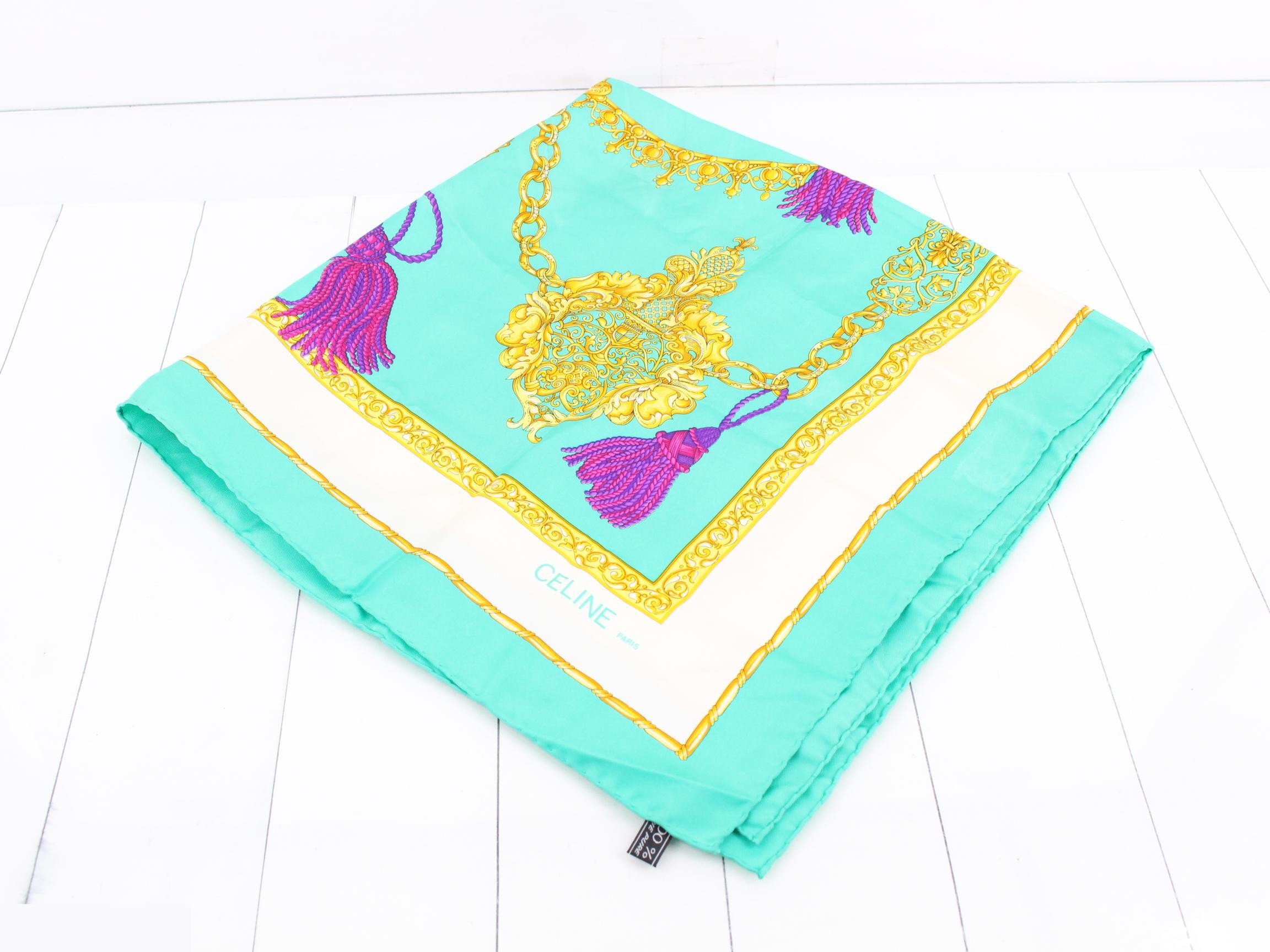 scarf with tags