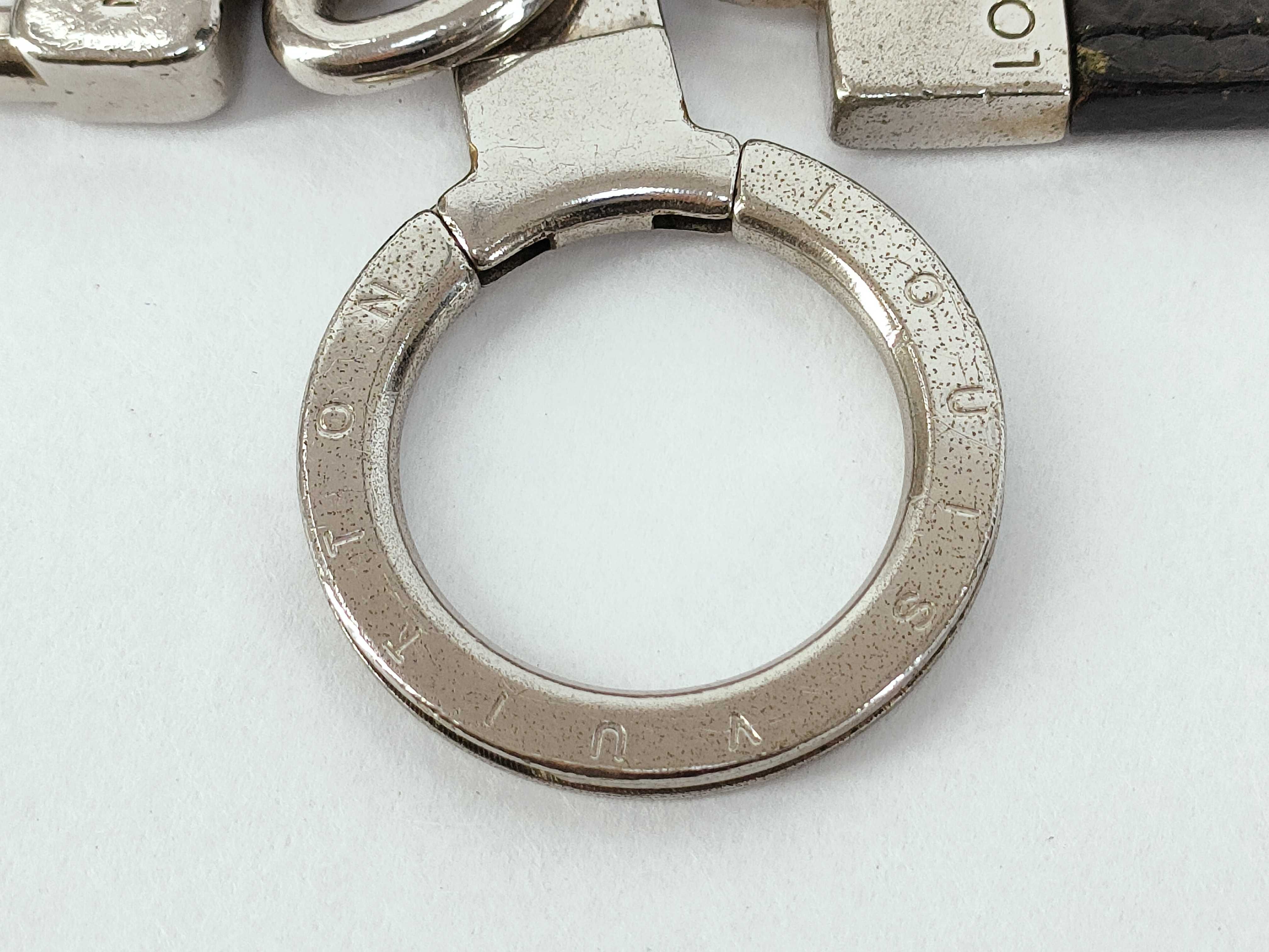 M65046 Portefeuille LV Club Initial Key Case/Keychain — view 7