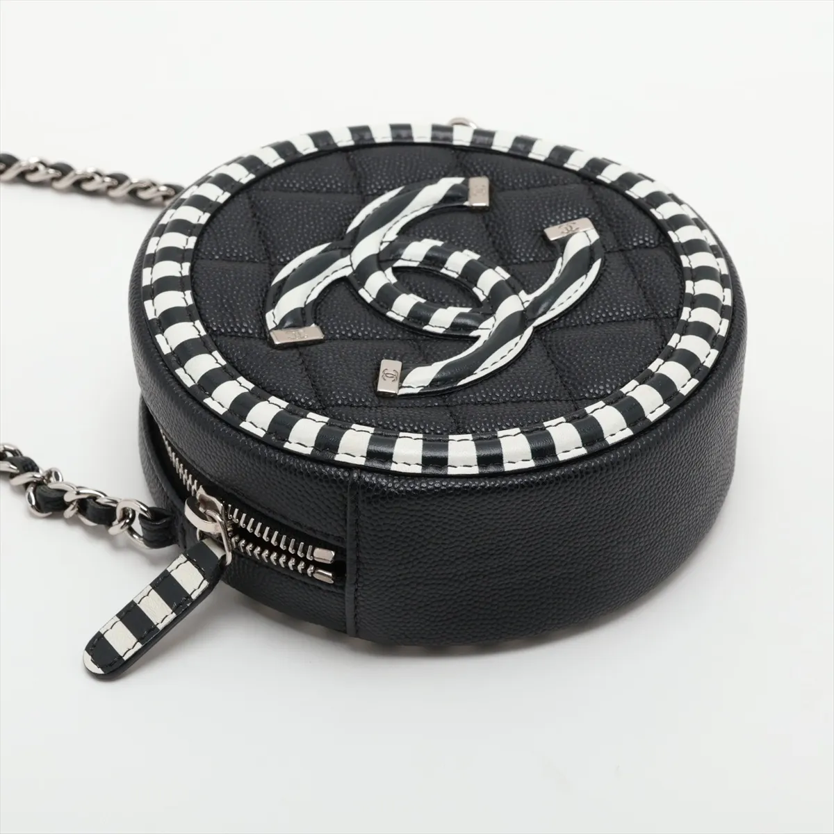 CC Filigree Caviar Skin Chain Shoulder Bag, Round Shape, Black x White, Silver Hardware, 27215647, Serial Number 27 — view 4