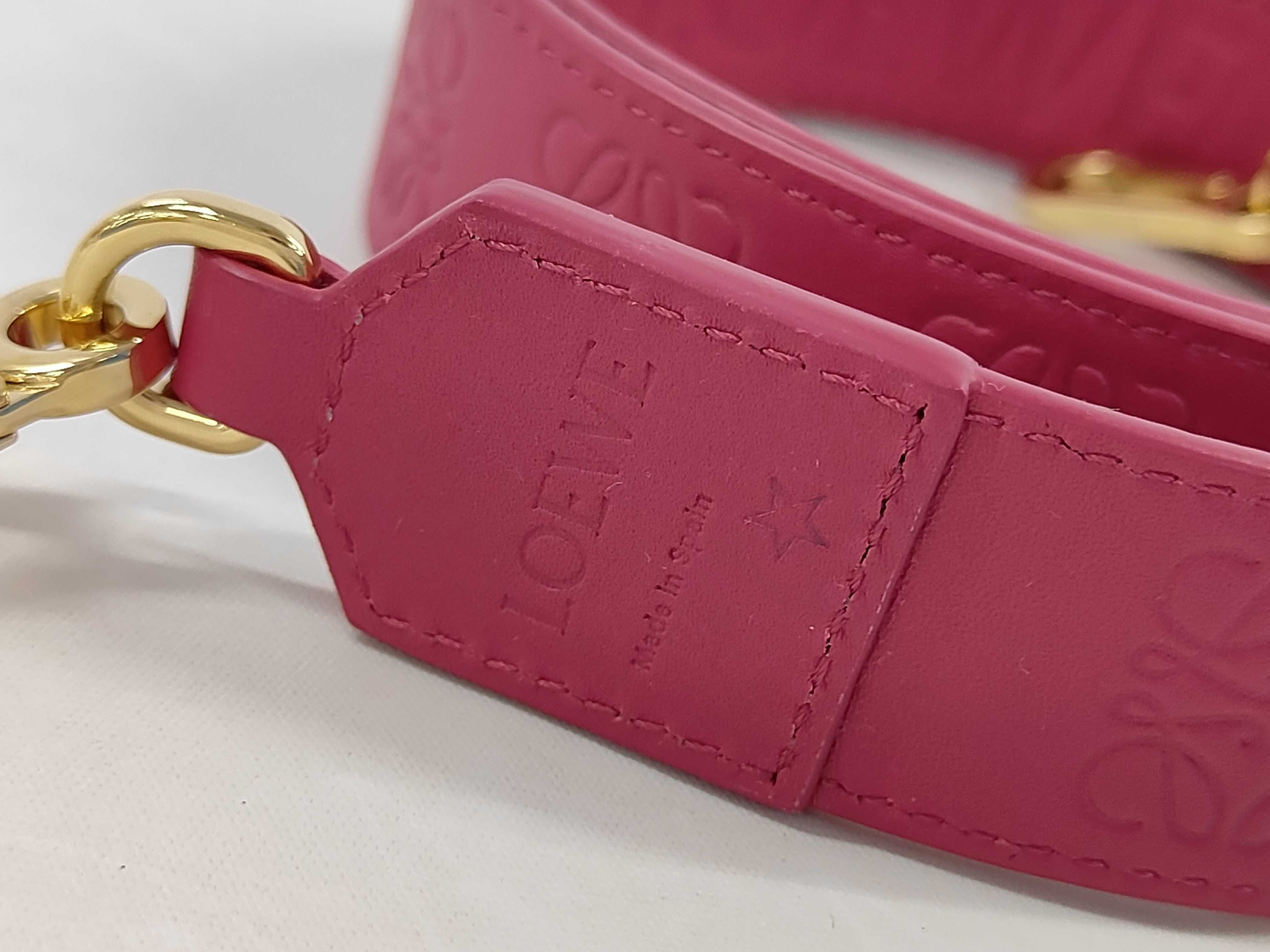 logo shoulder strap, includes dust bag. — view 2