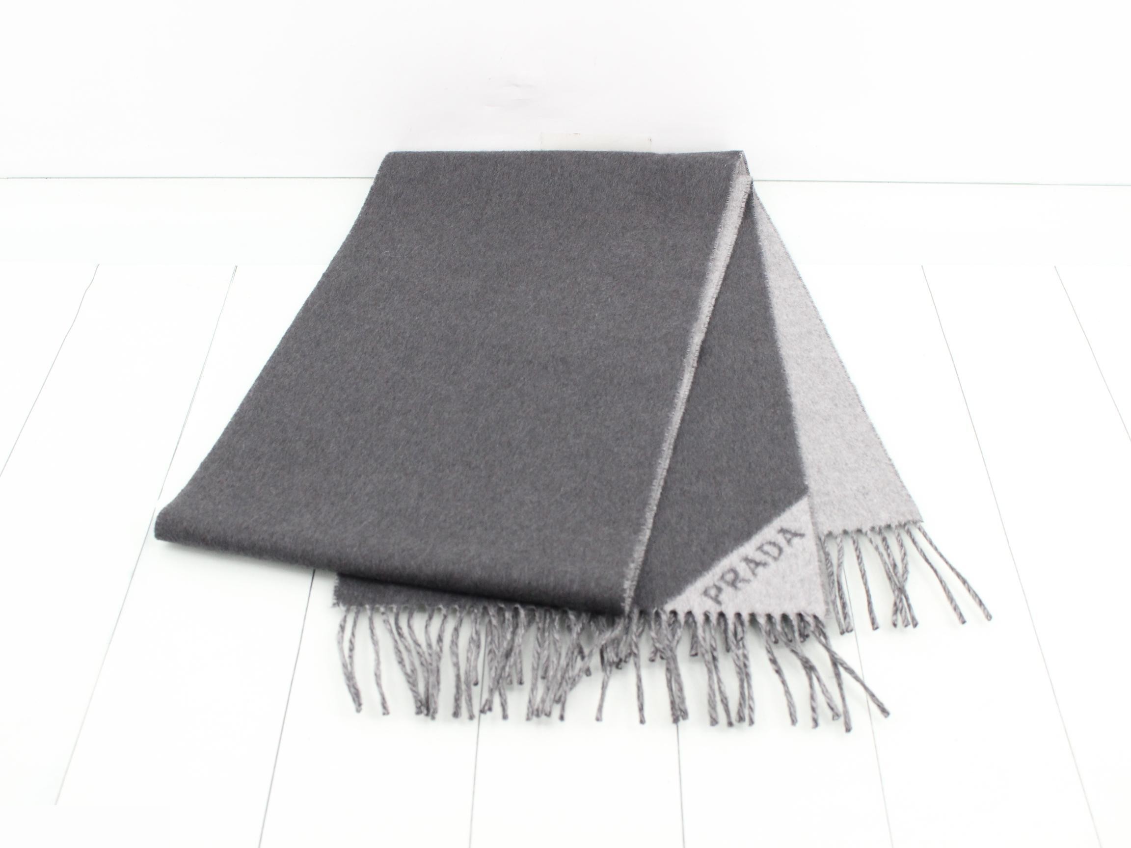 Logo Reversible Scarf — view 3