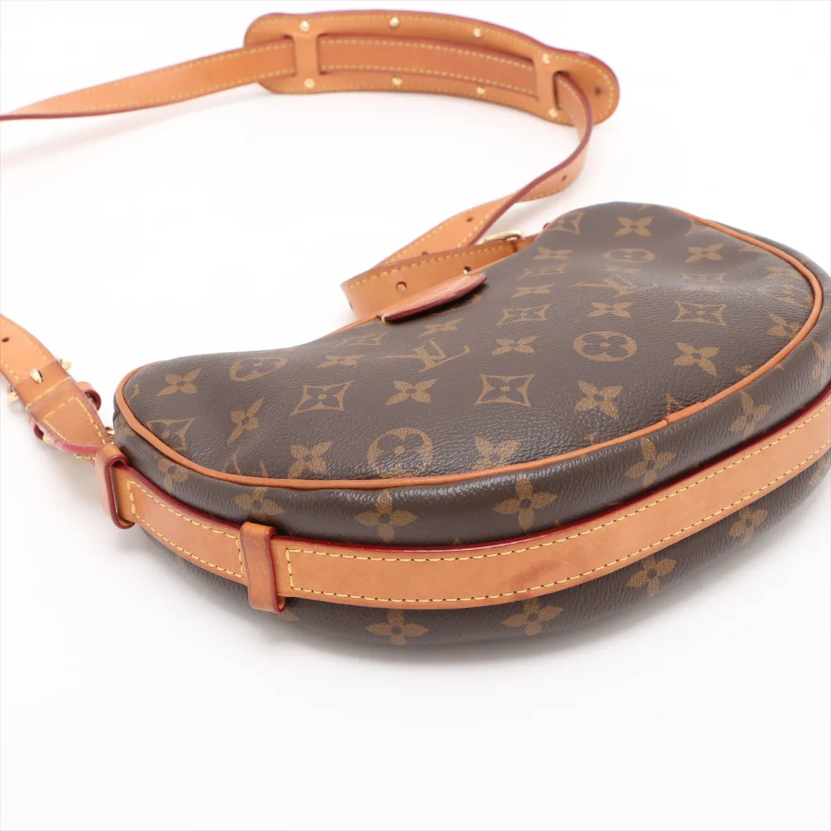 Monogram Croissant M46828 Brown RFID reaction available — view 4